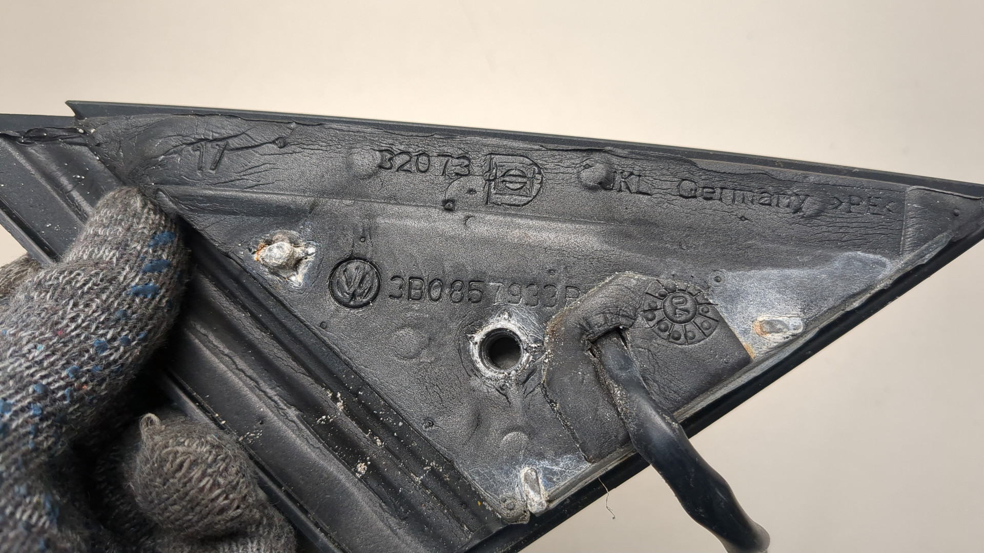 Зеркало левое электрическое