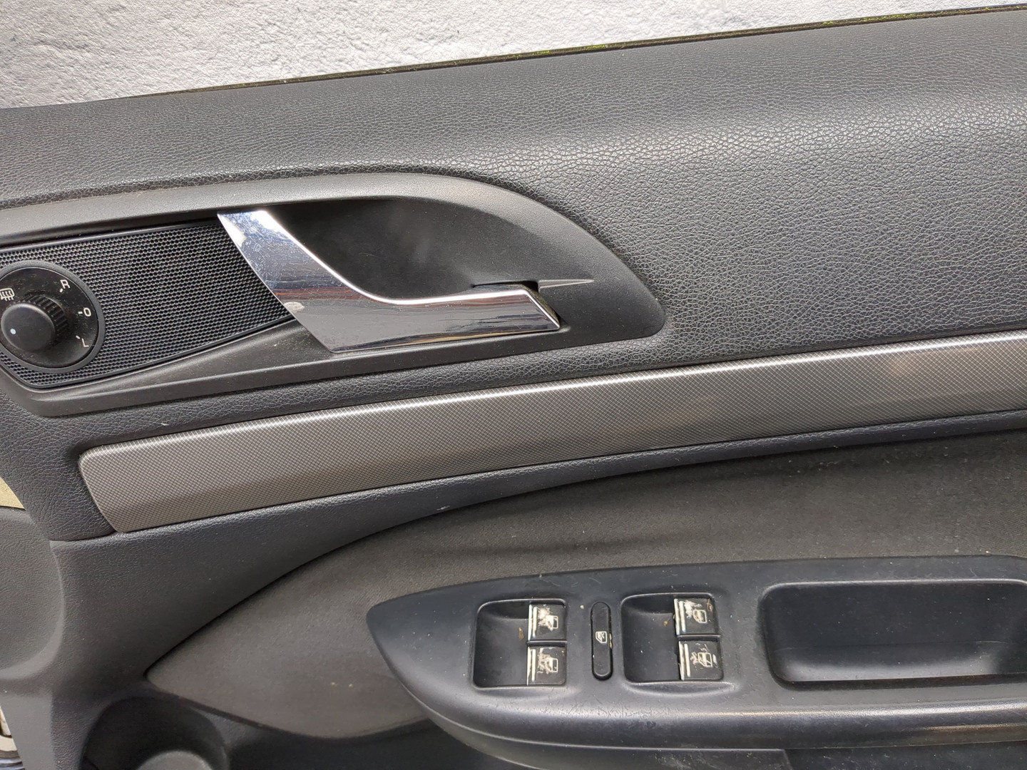 Дверь передняя правая