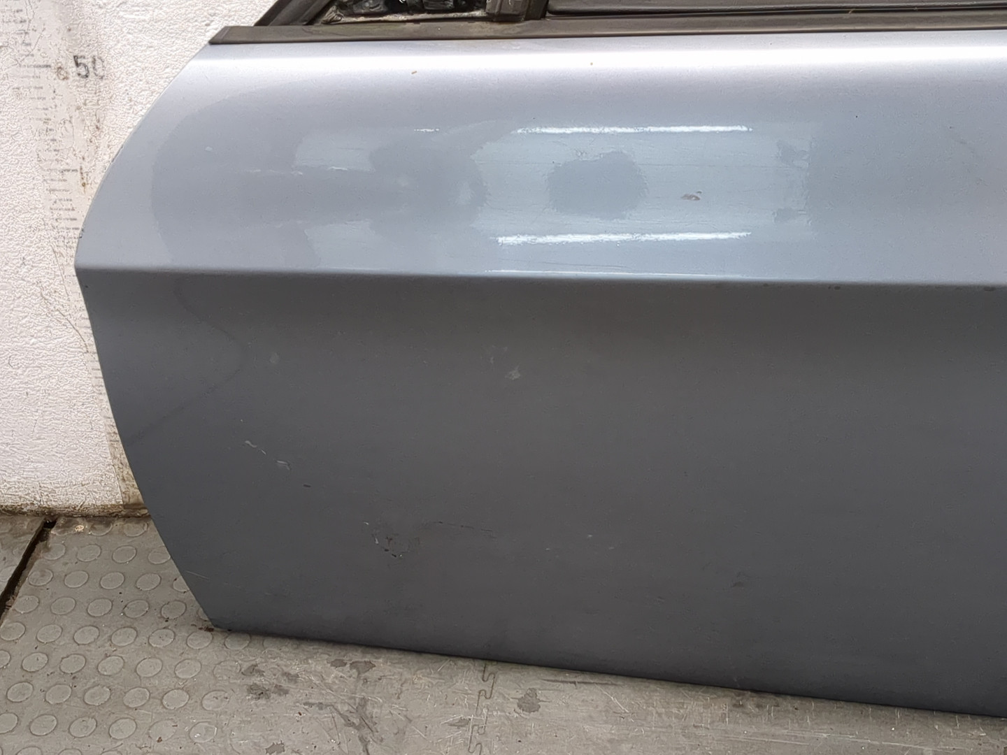 Дверь передняя левая