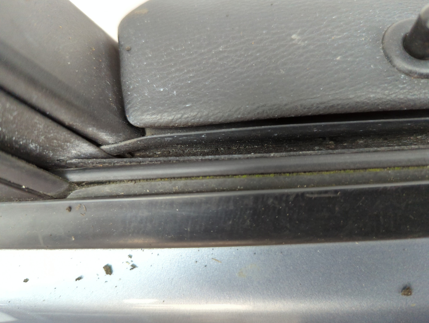 Дверь передняя правая