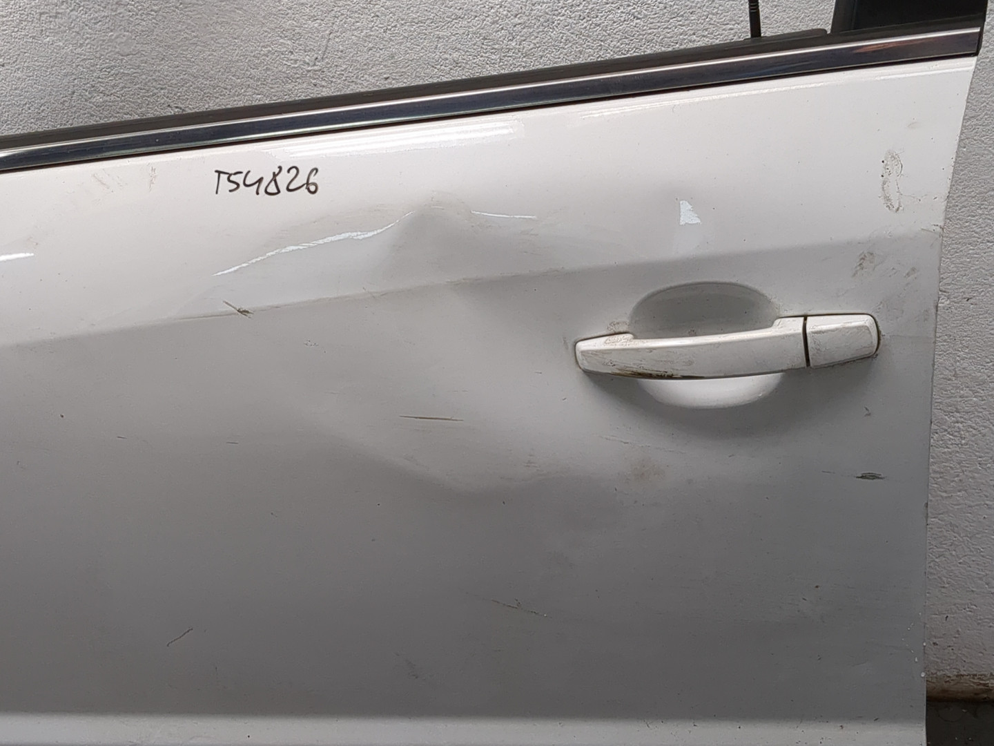 Дверь передняя левая