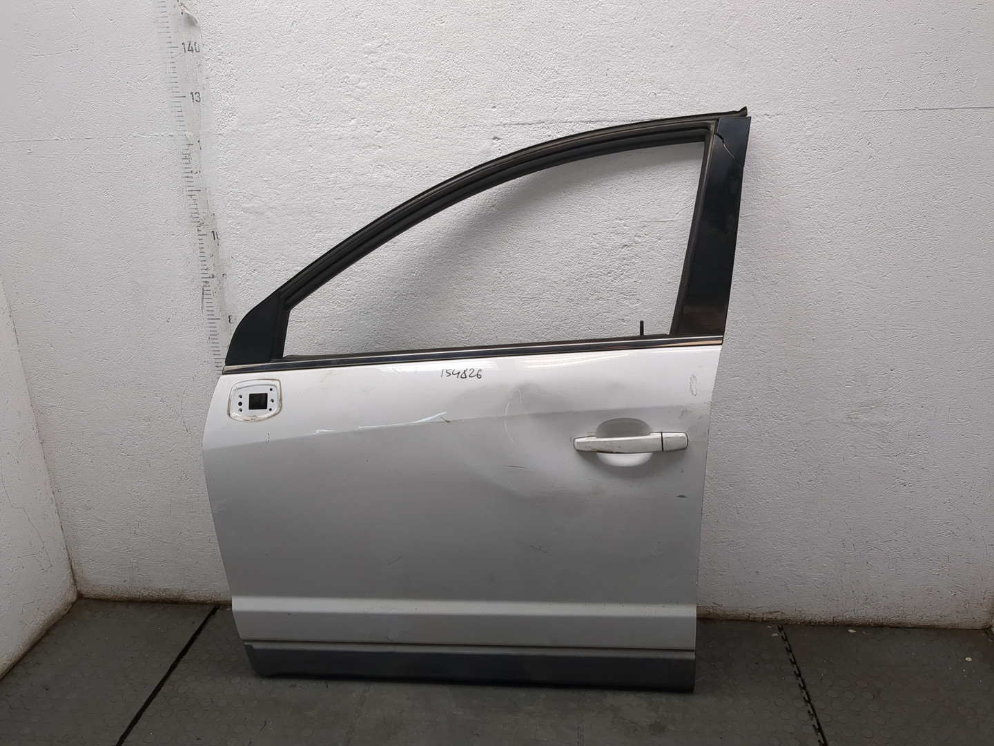 Дверь передняя левая