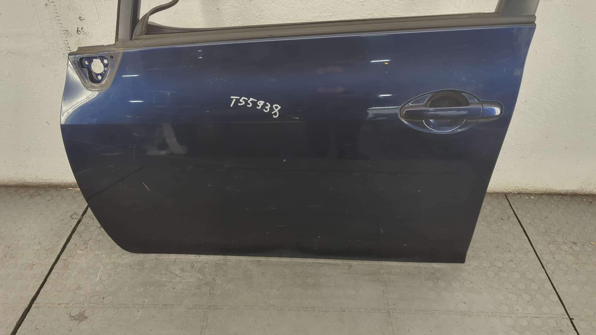 Дверь передняя левая