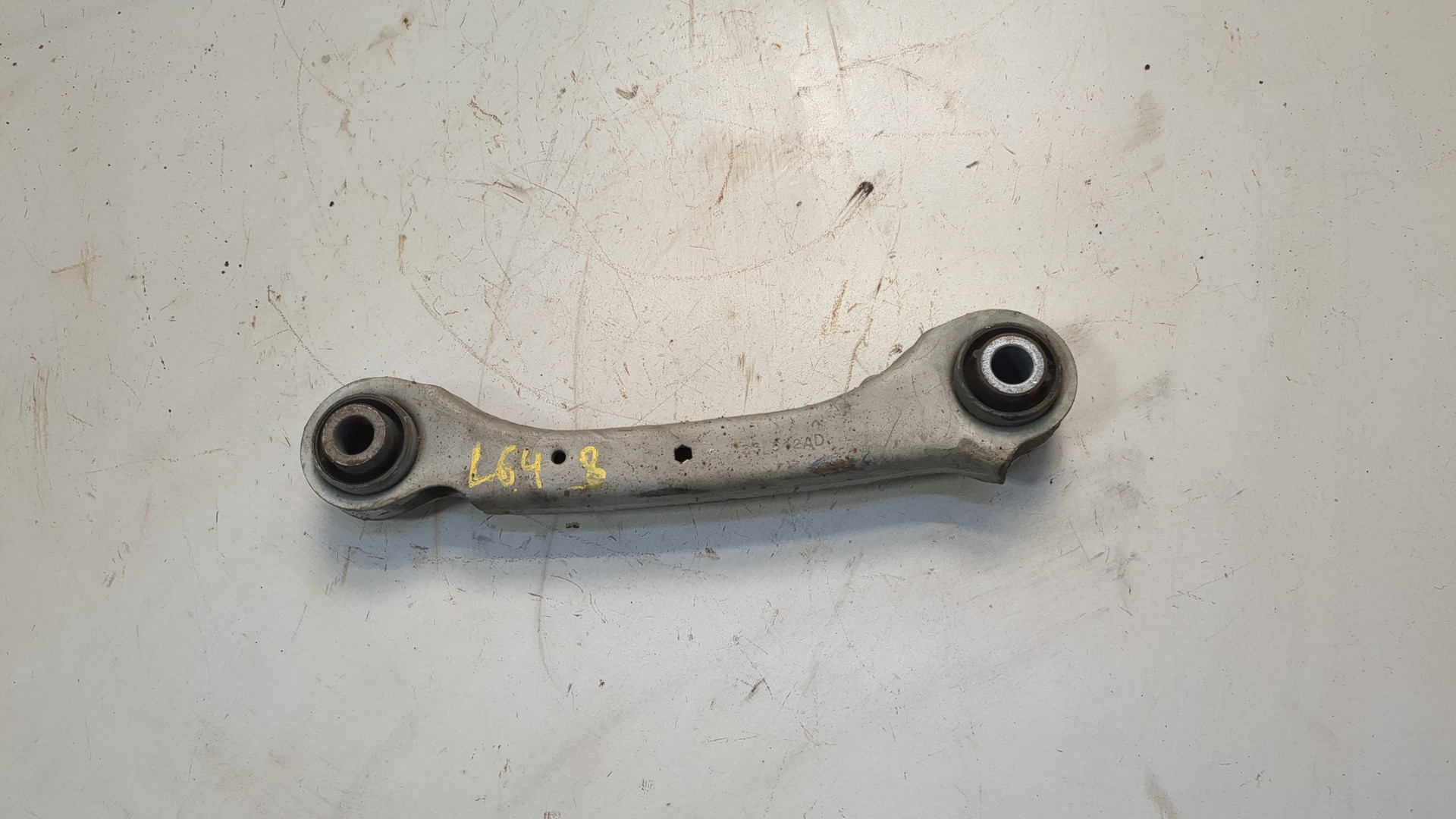 Рычаг задний