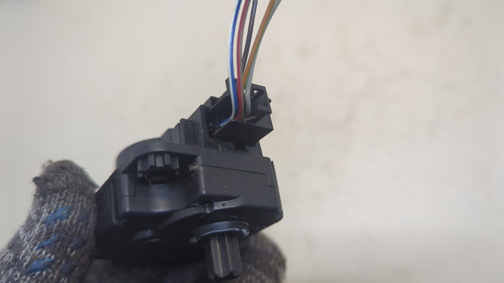 Моторчик заслонки печки