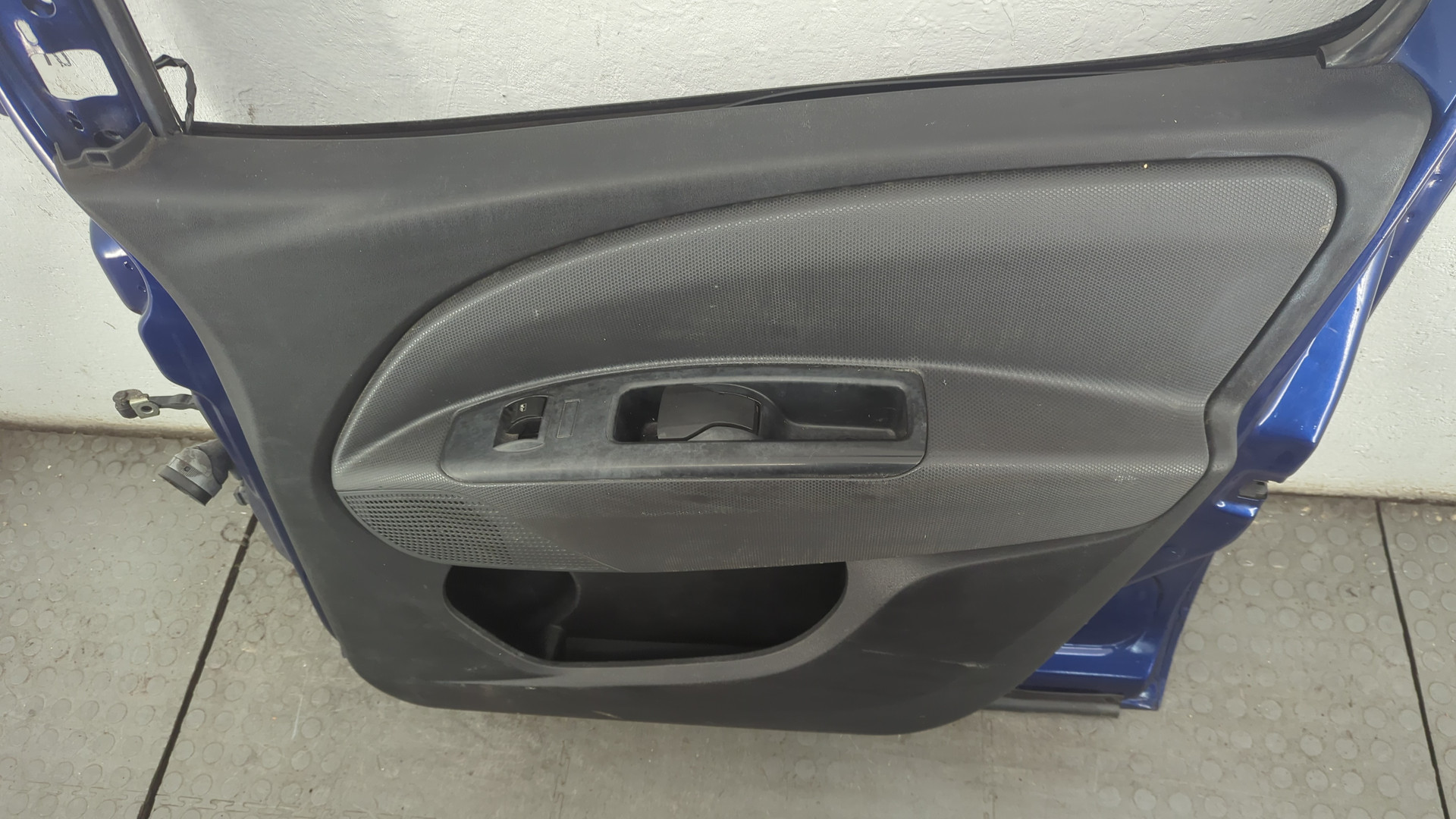 Дверь передняя правая