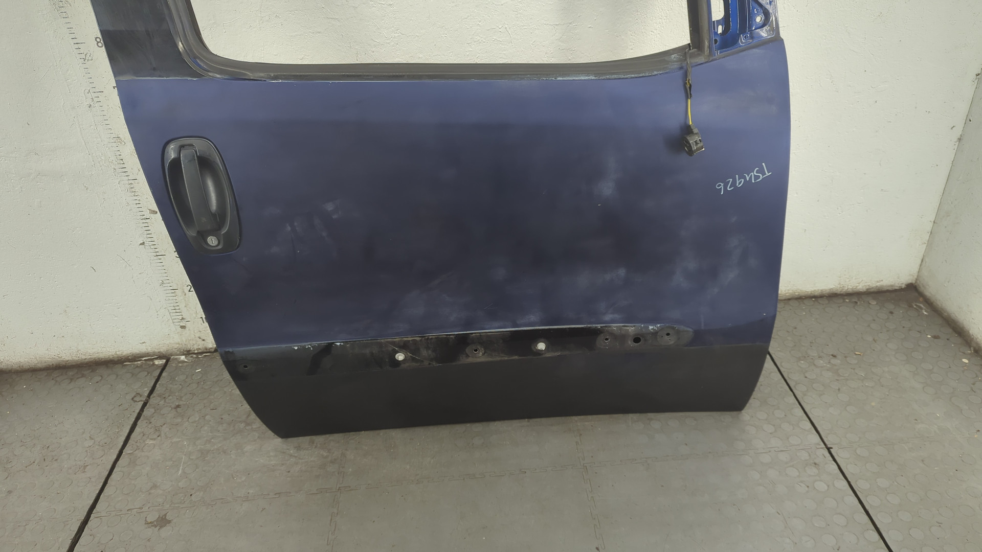 Дверь передняя правая