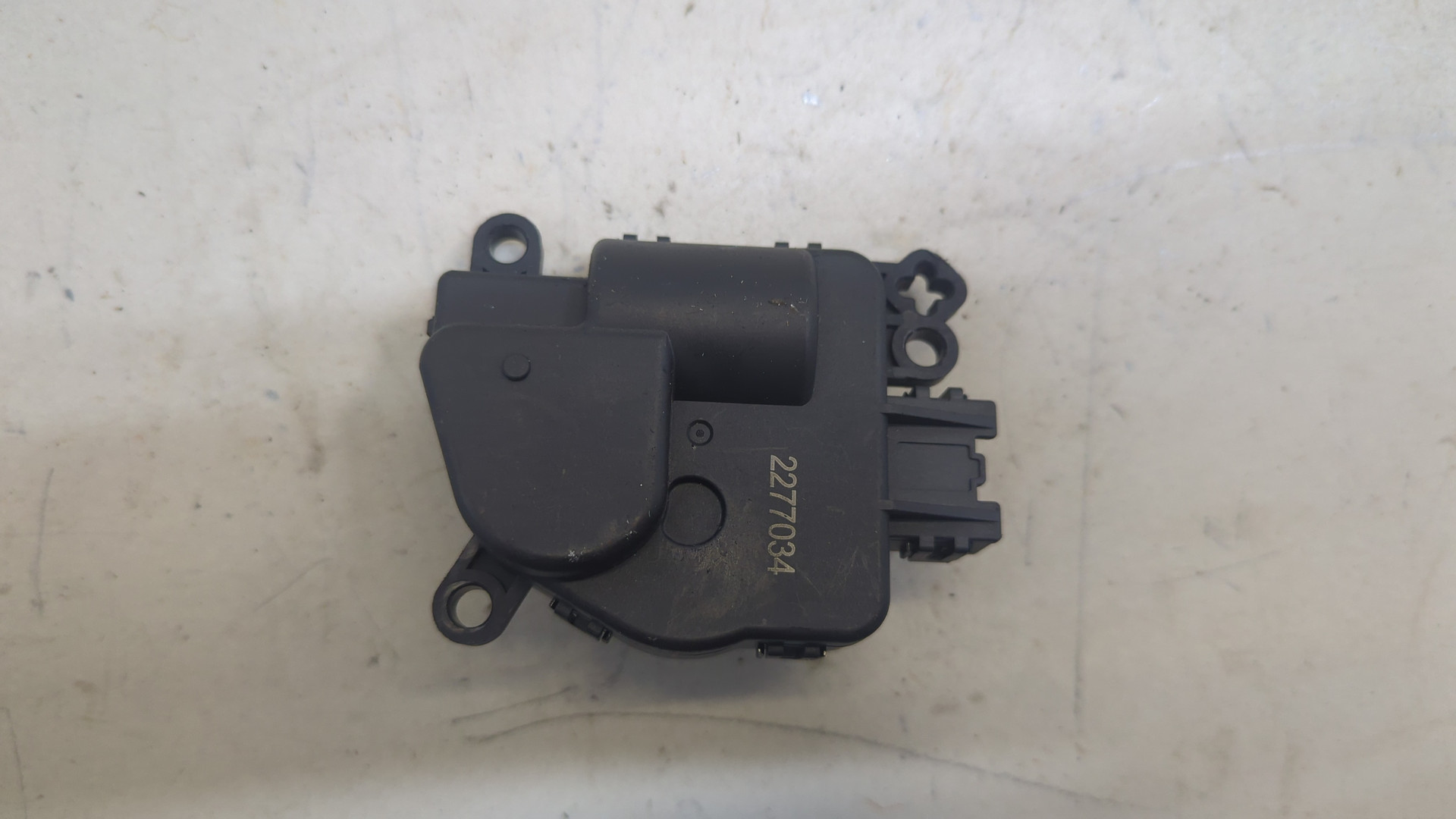 Моторчик заслонки печки