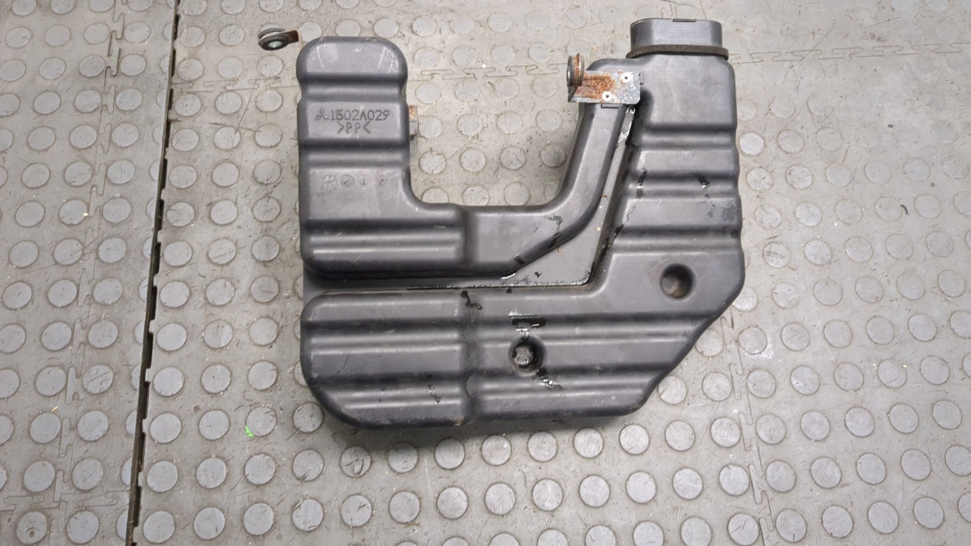 Резонатор воздушного фильтра