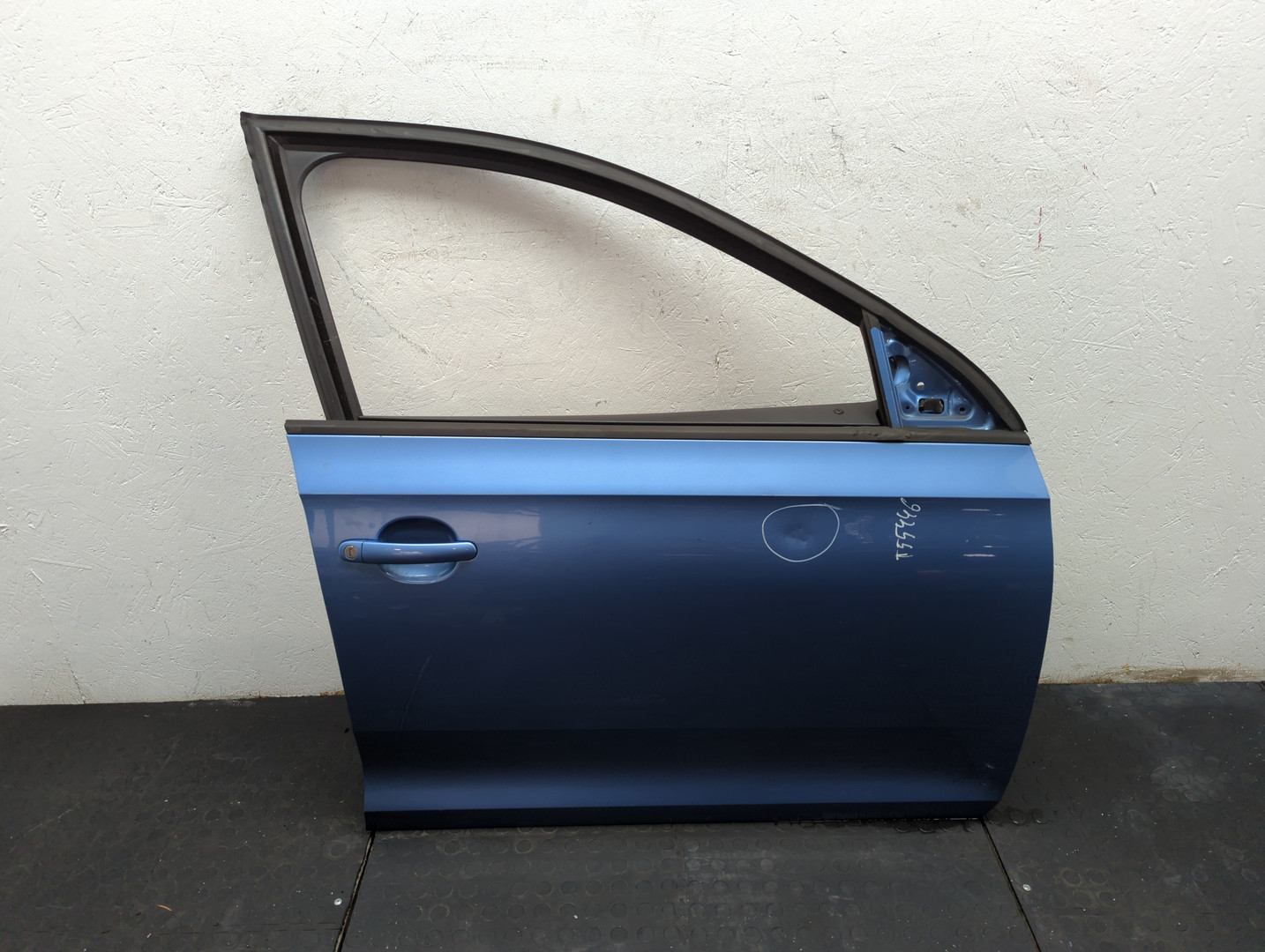 Дверь передняя правая