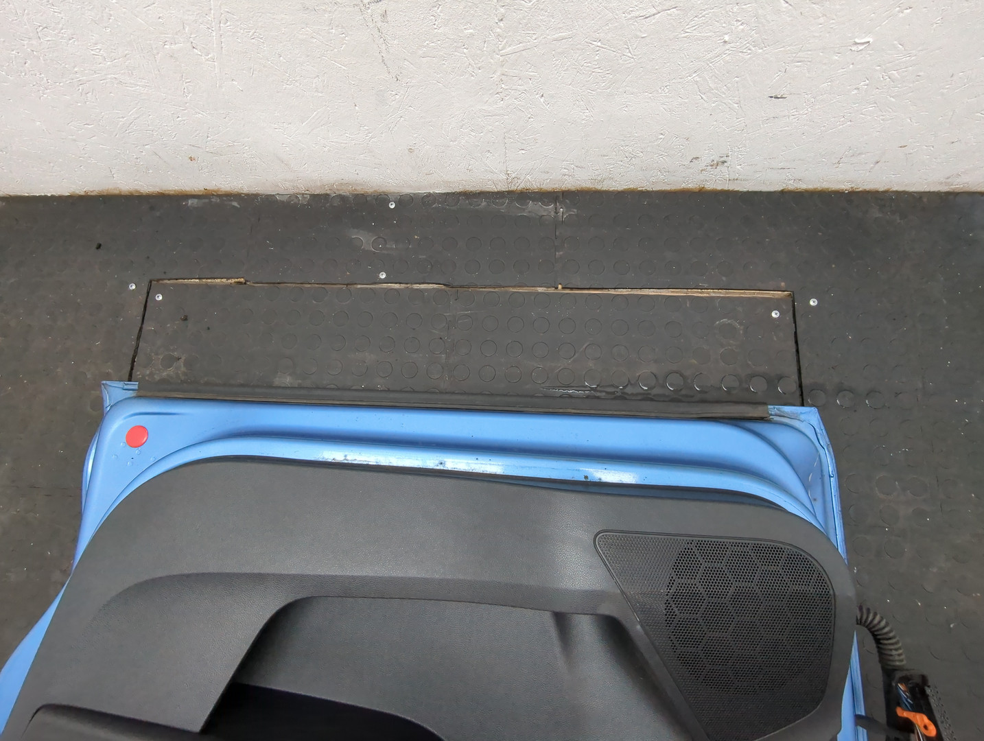 Дверь передняя правая