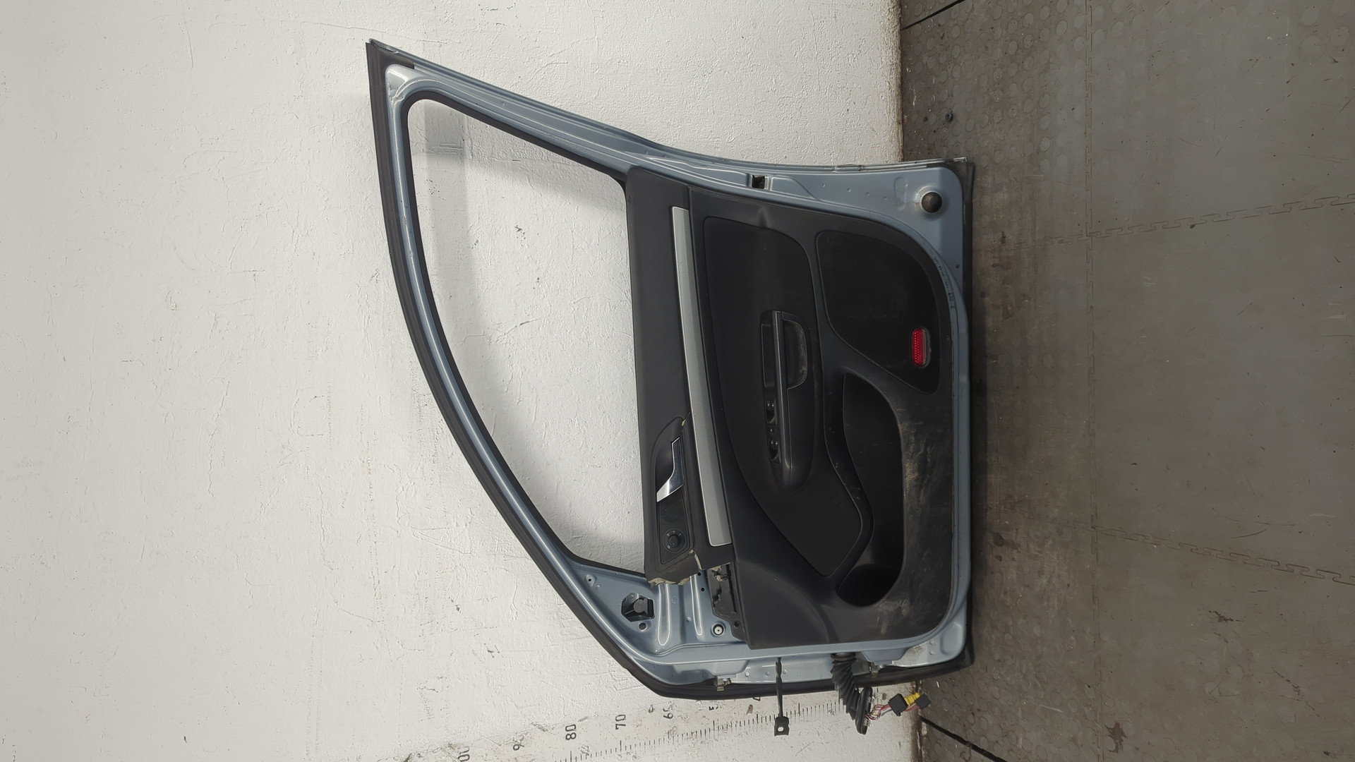 Дверь передняя правая