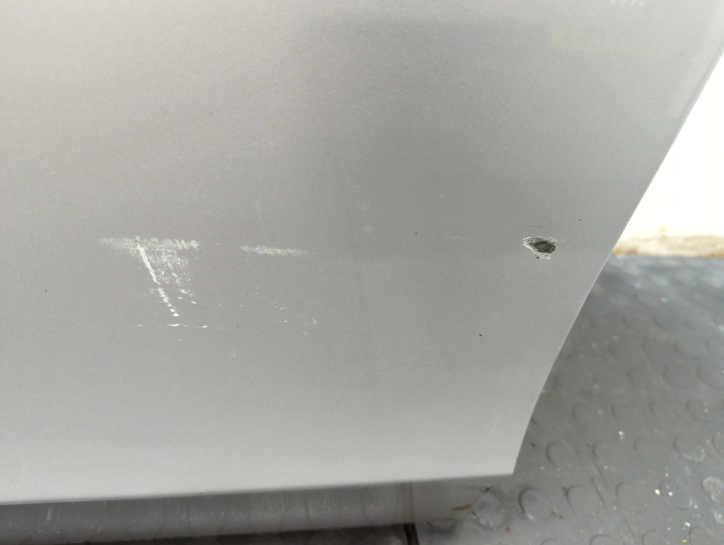 Дверь передняя левая