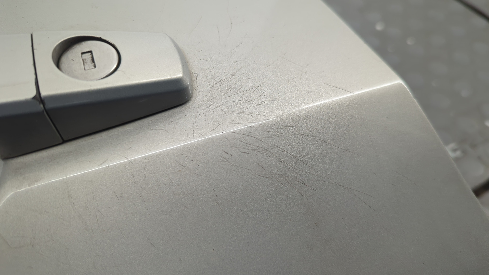 Дверь передняя правая