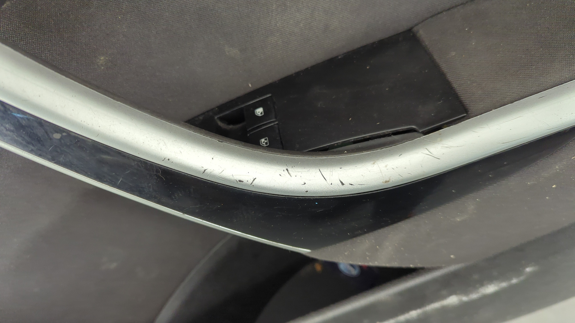 Дверь передняя правая