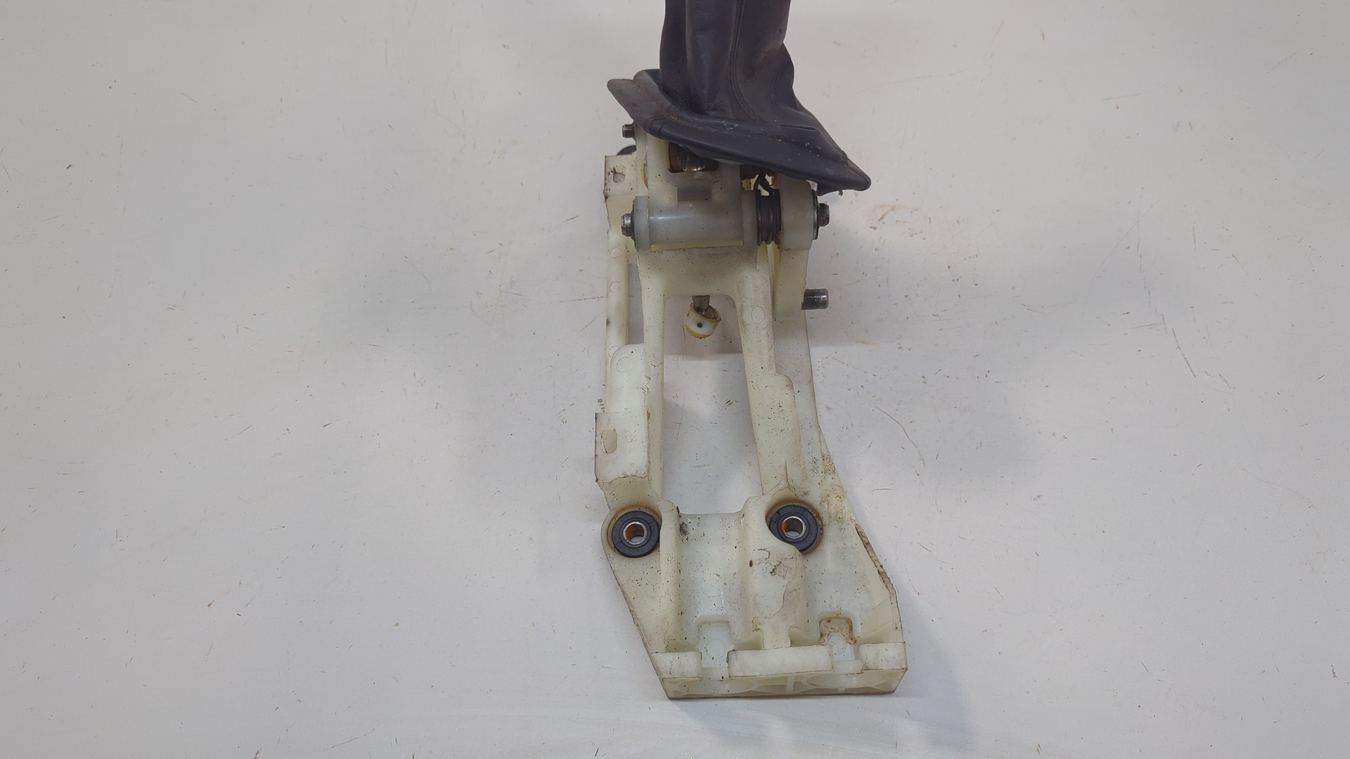 Кулиса МКПП / АКПП