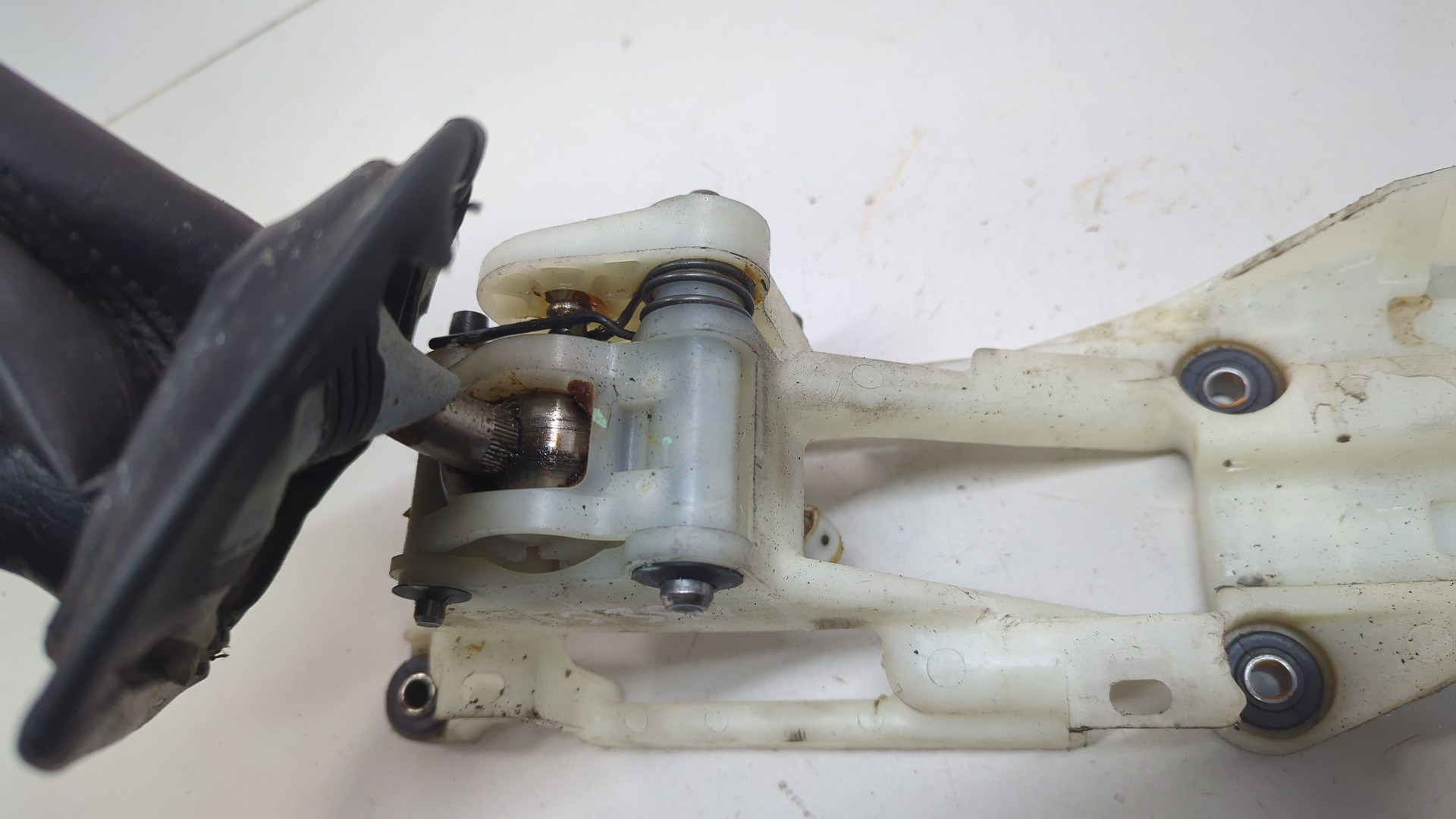 Кулиса МКПП / АКПП