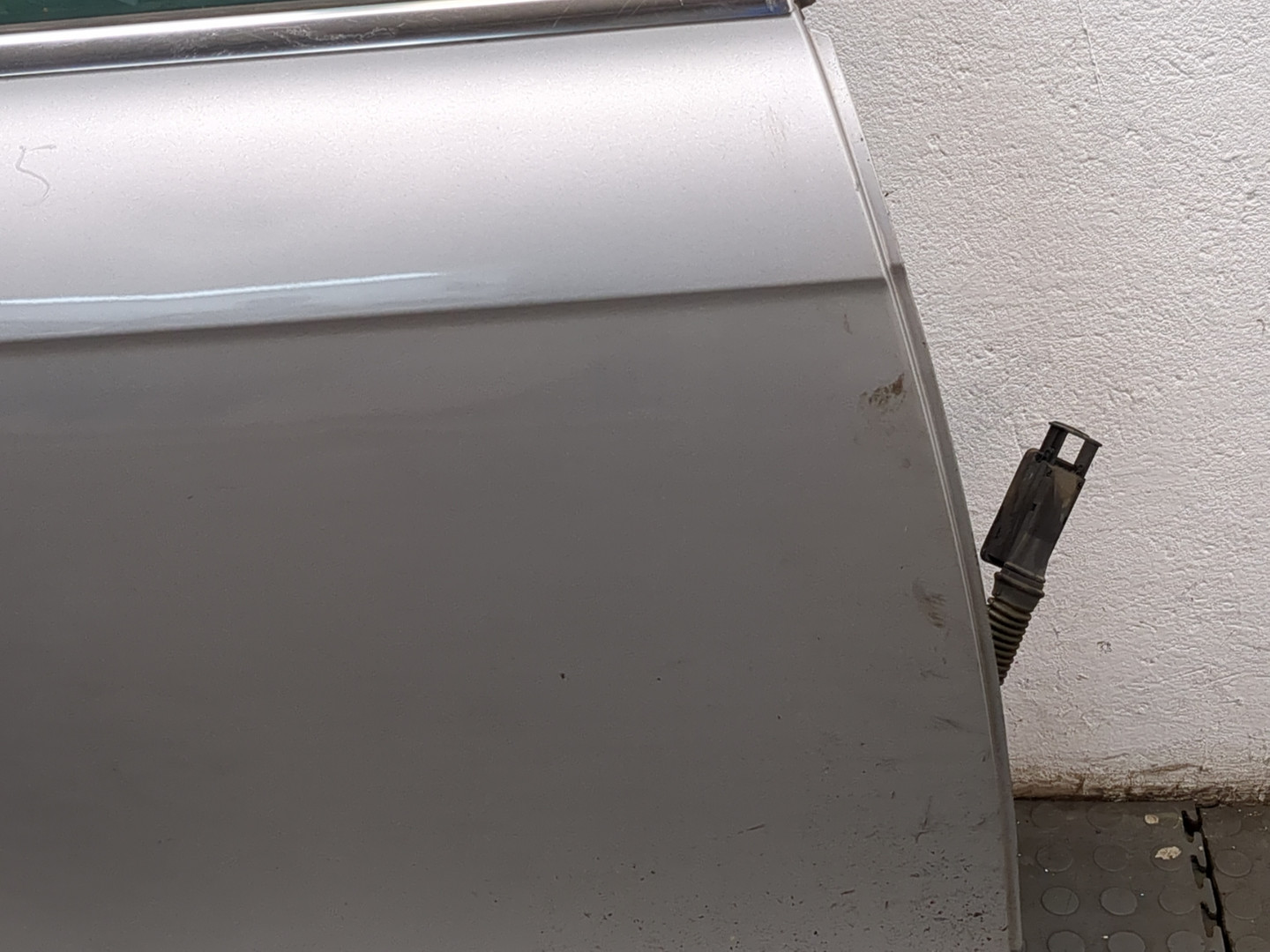 Дверь задняя правая