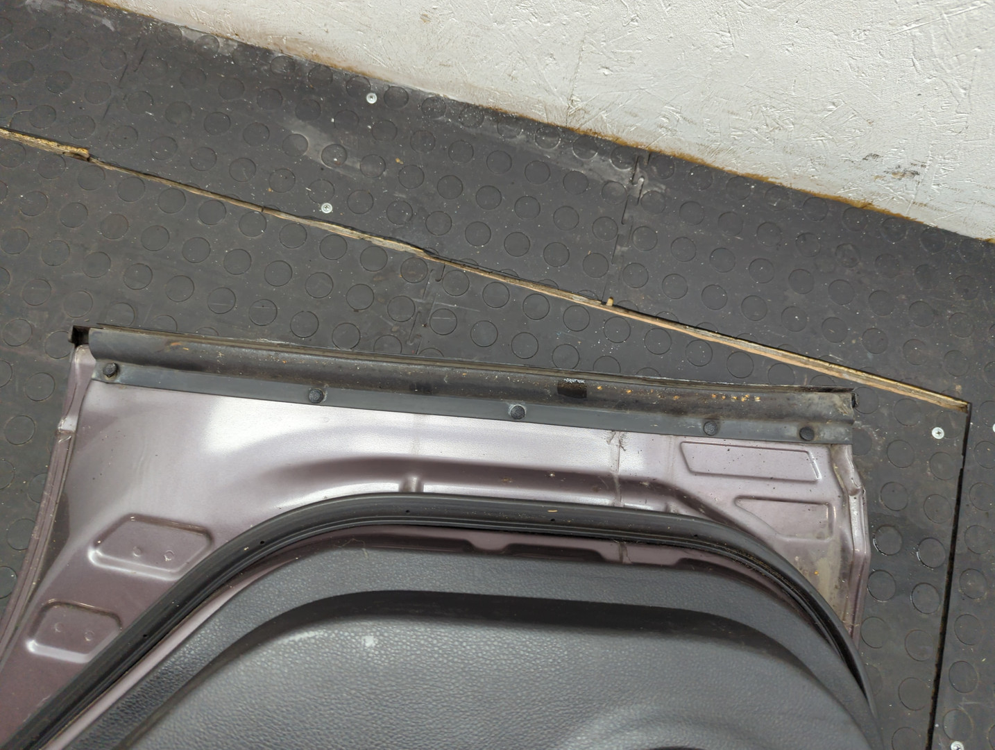 Дверь задняя правая