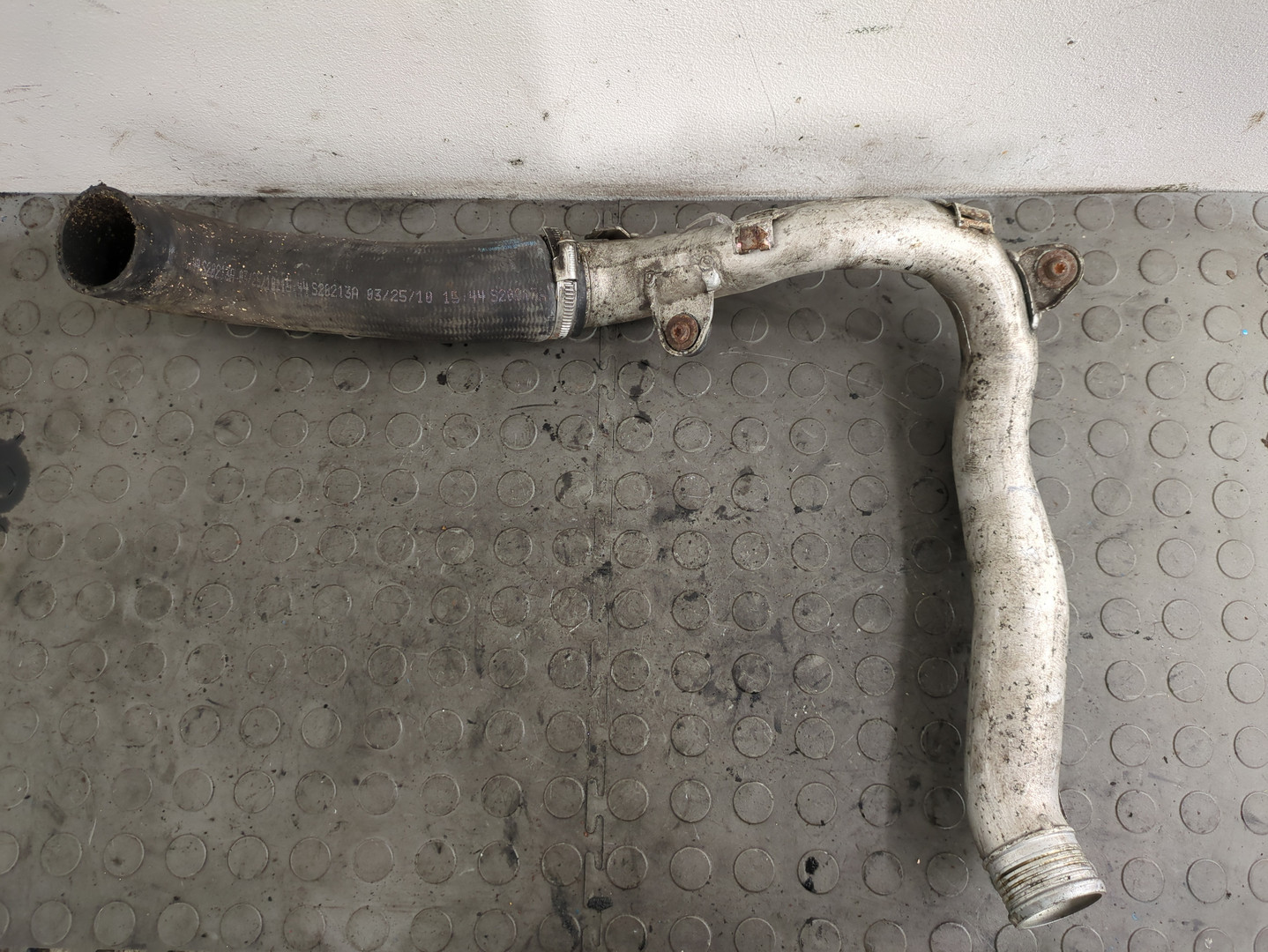 Патрубок интеркулера