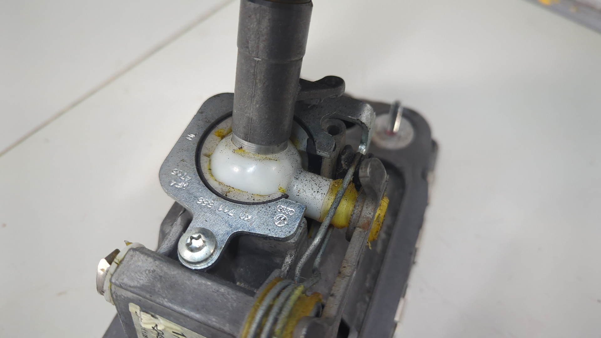 Кулиса МКПП / АКПП