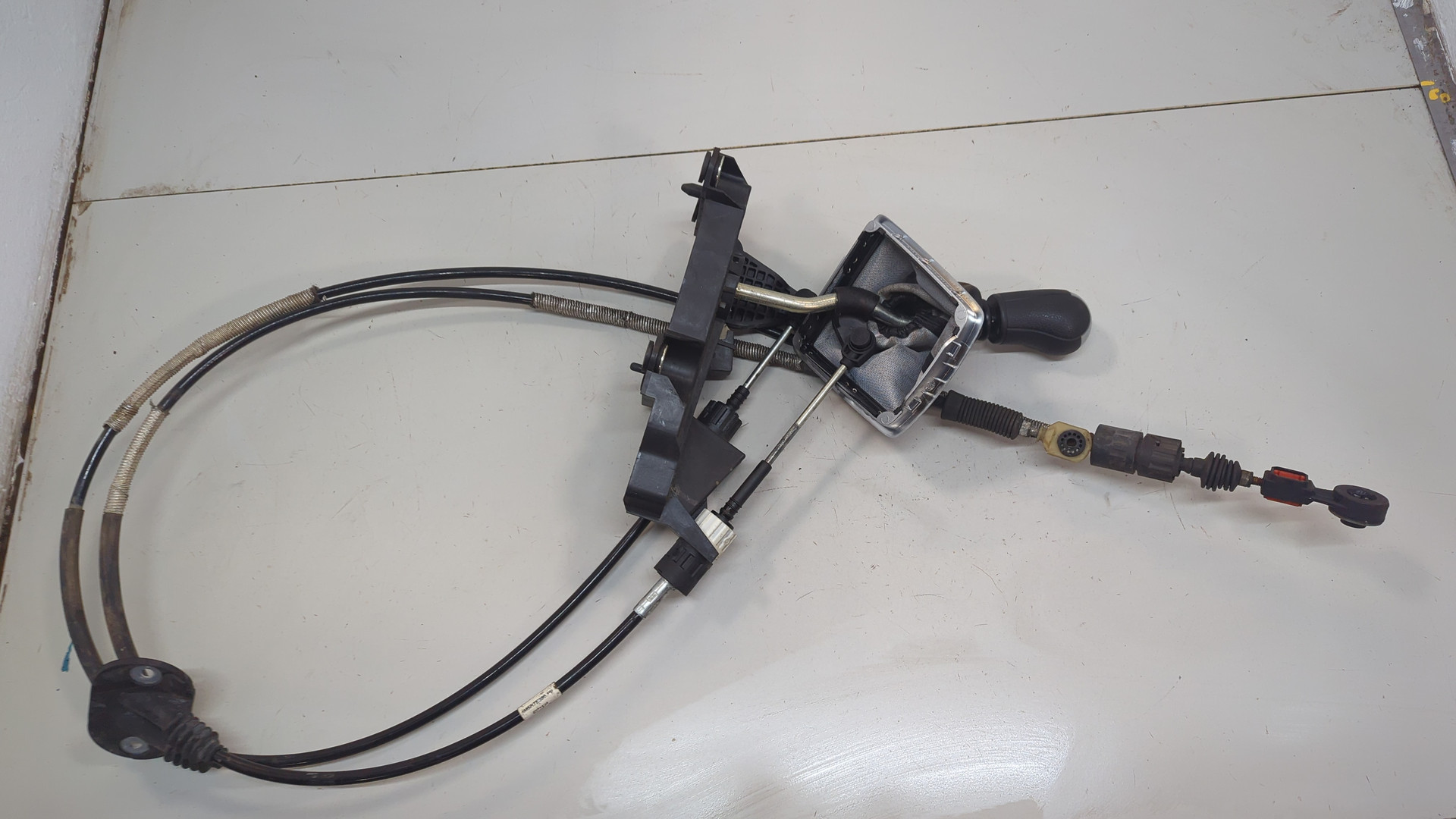 Кулиса МКПП / АКПП