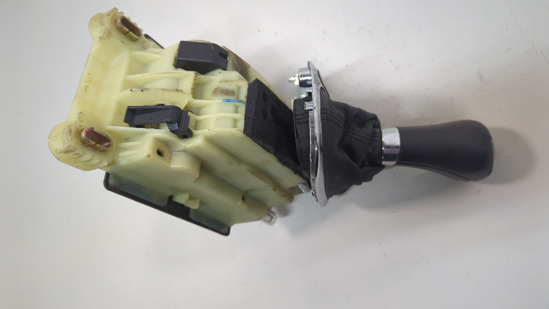 Кулиса МКПП / АКПП