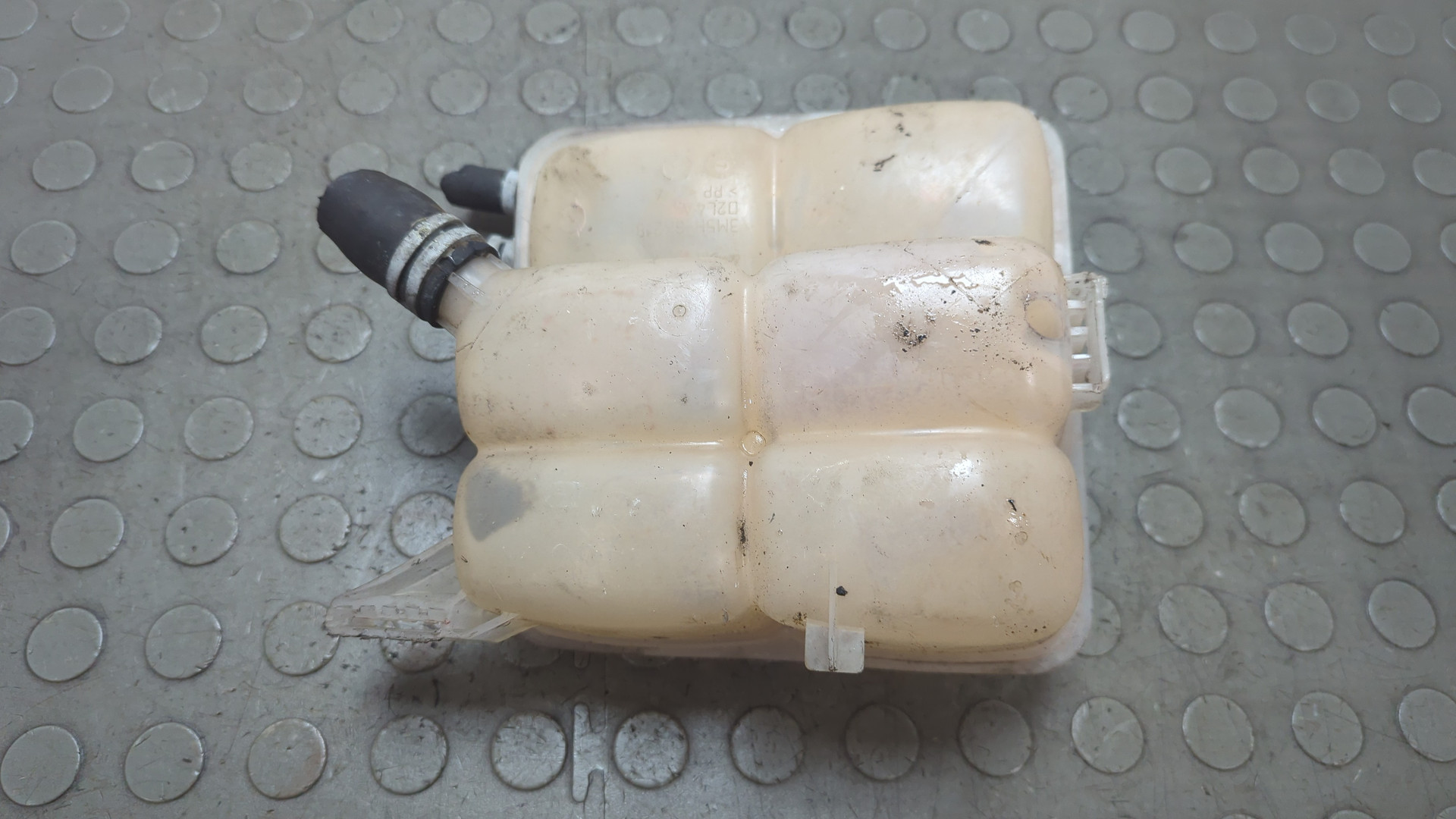 Бачок расширительный