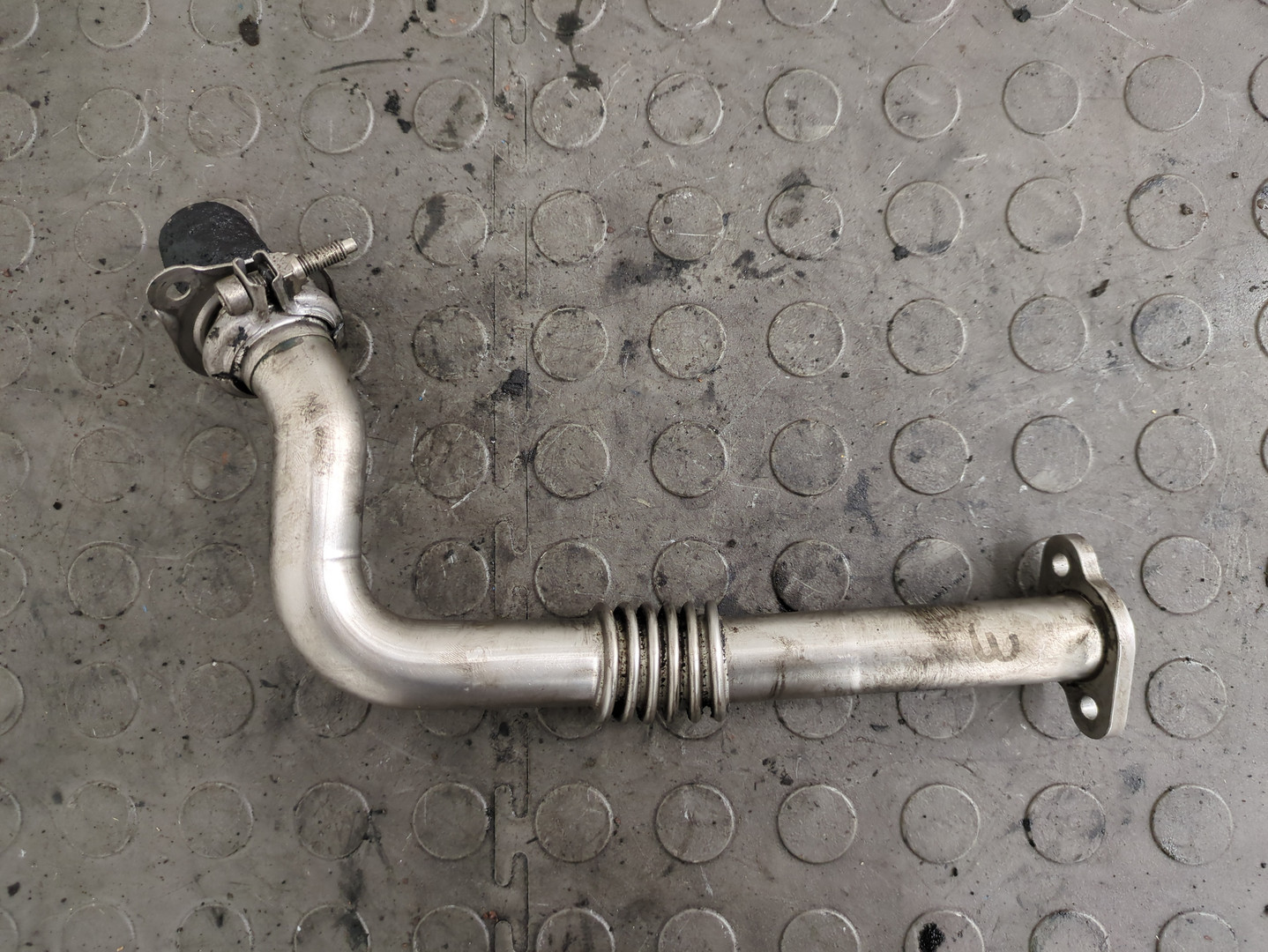 Трубка вентиляционная