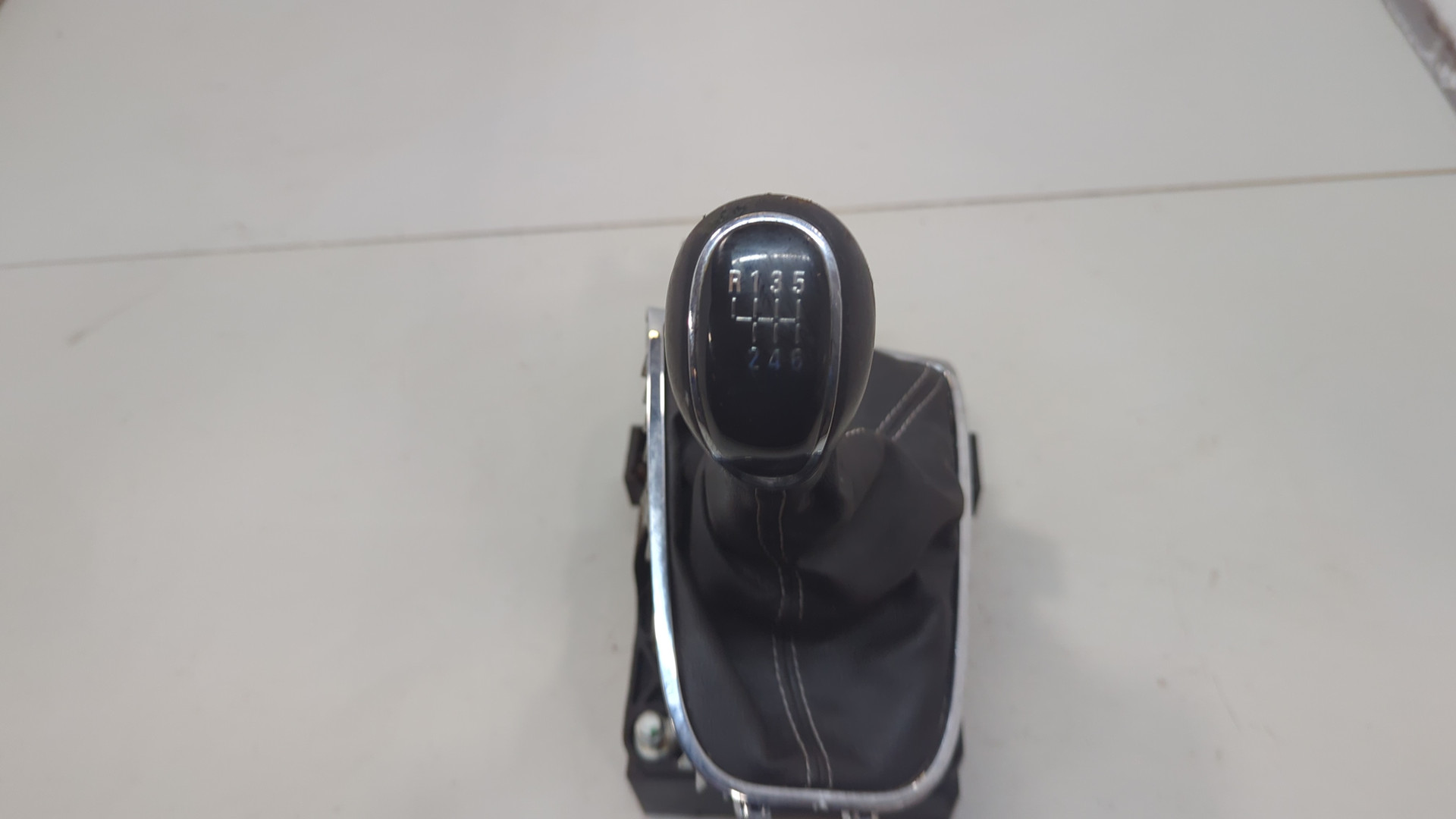 Кулиса МКПП / АКПП