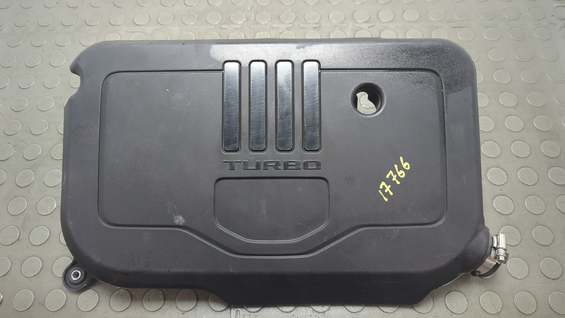 Резонатор воздушного фильтра