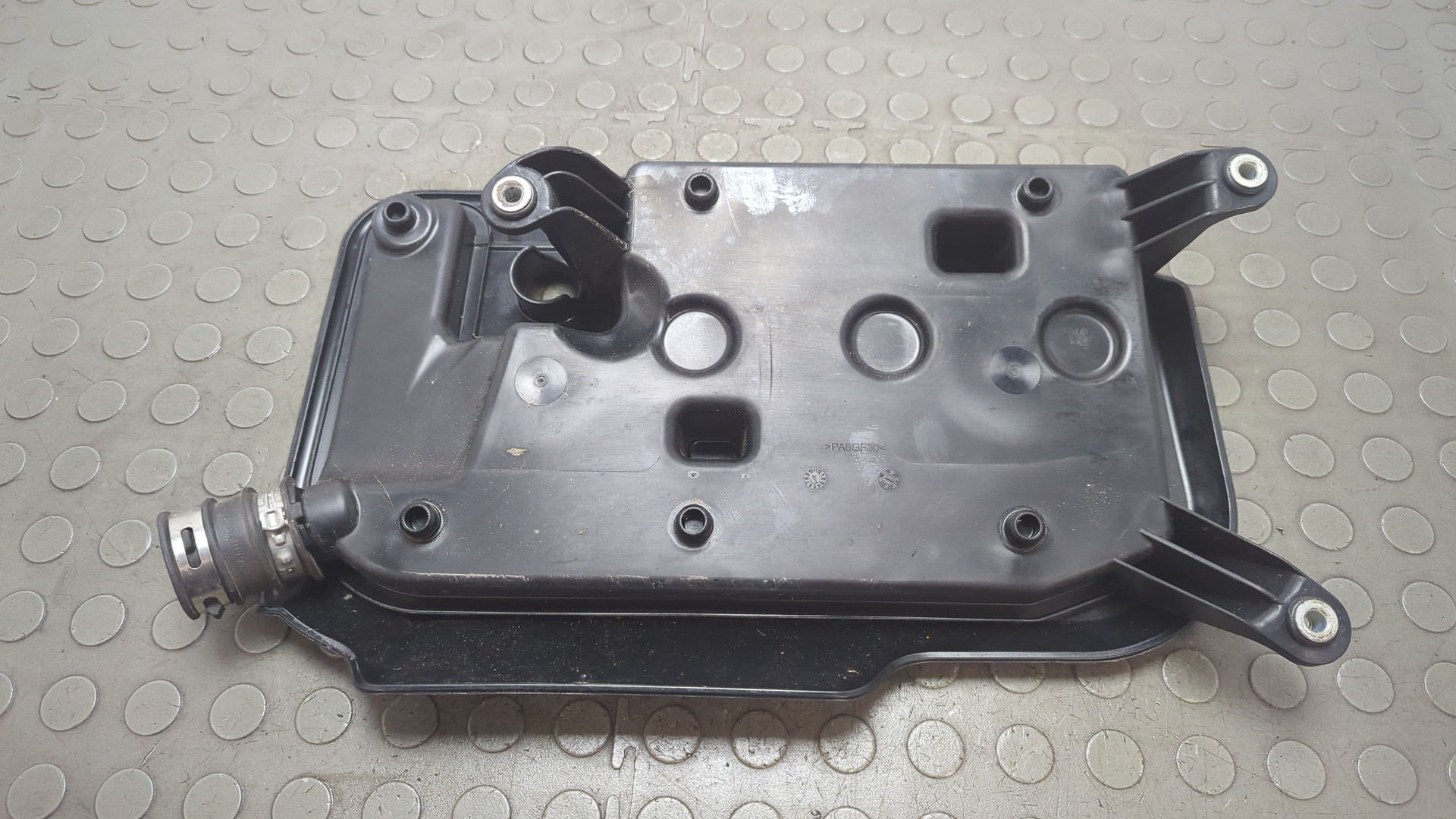 Резонатор воздушного фильтра