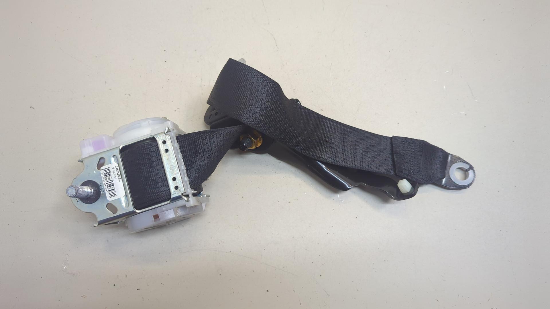 Ремень безопасности