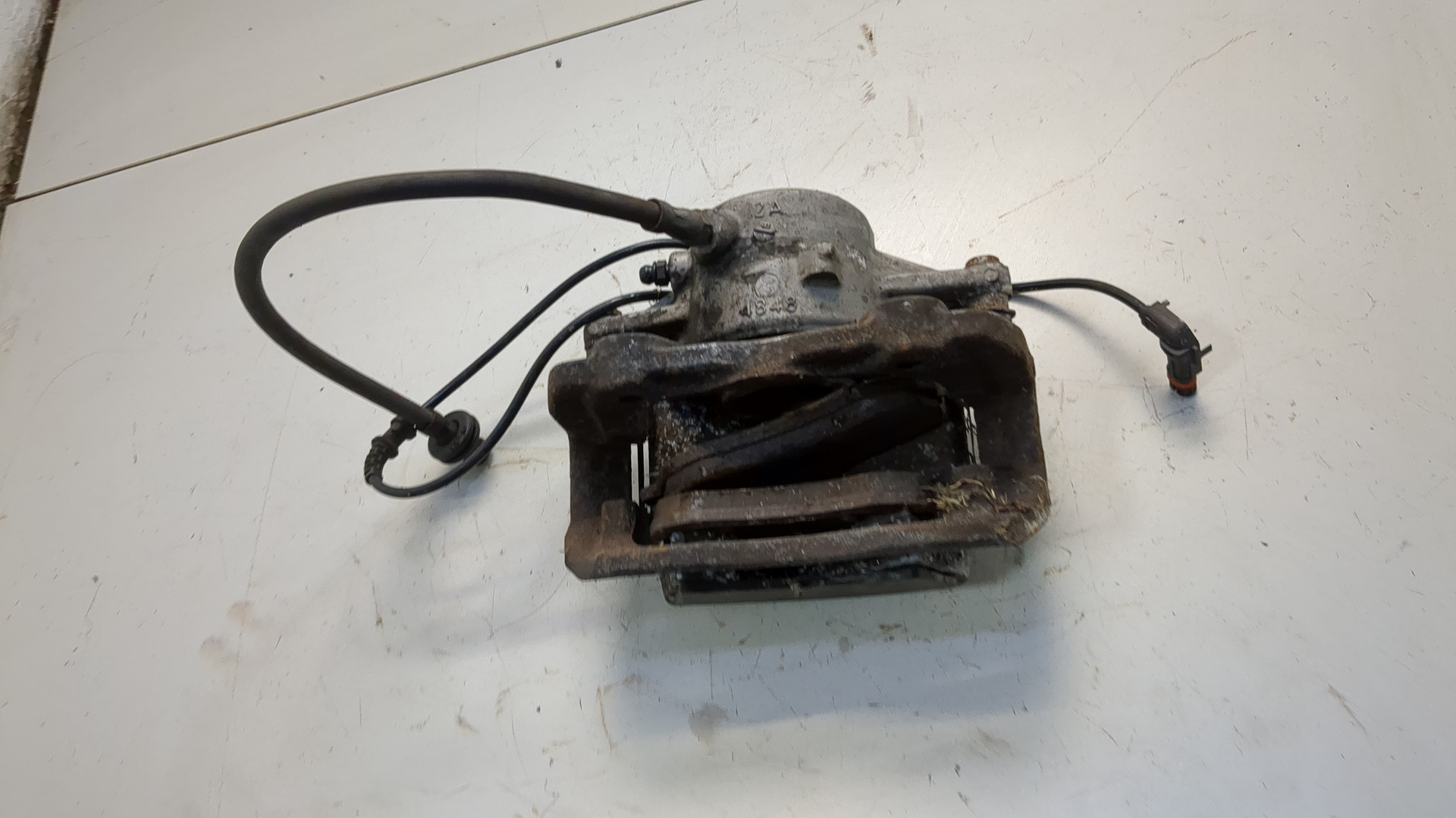 Суппорт передний правый