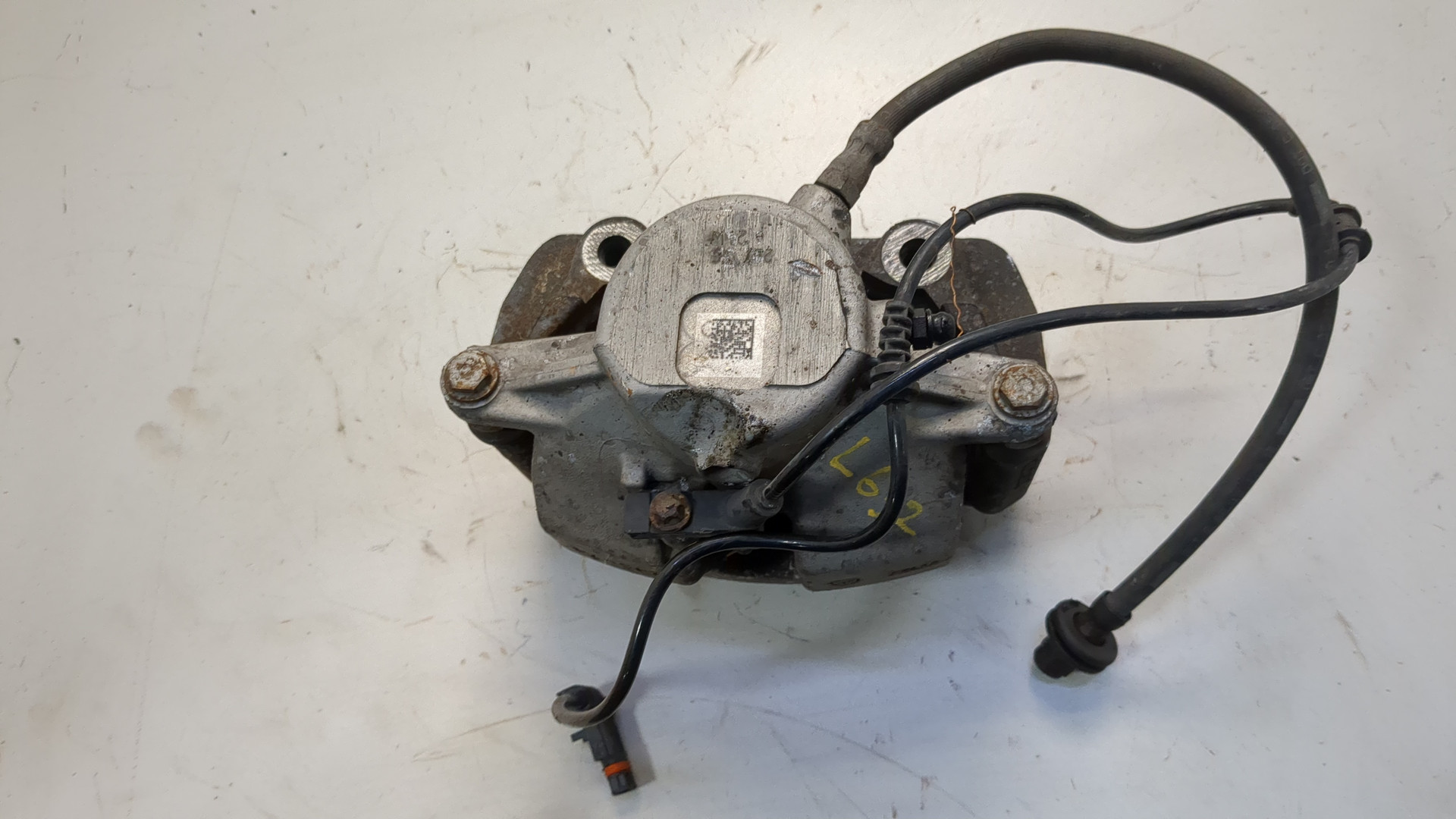 Суппорт передний правый