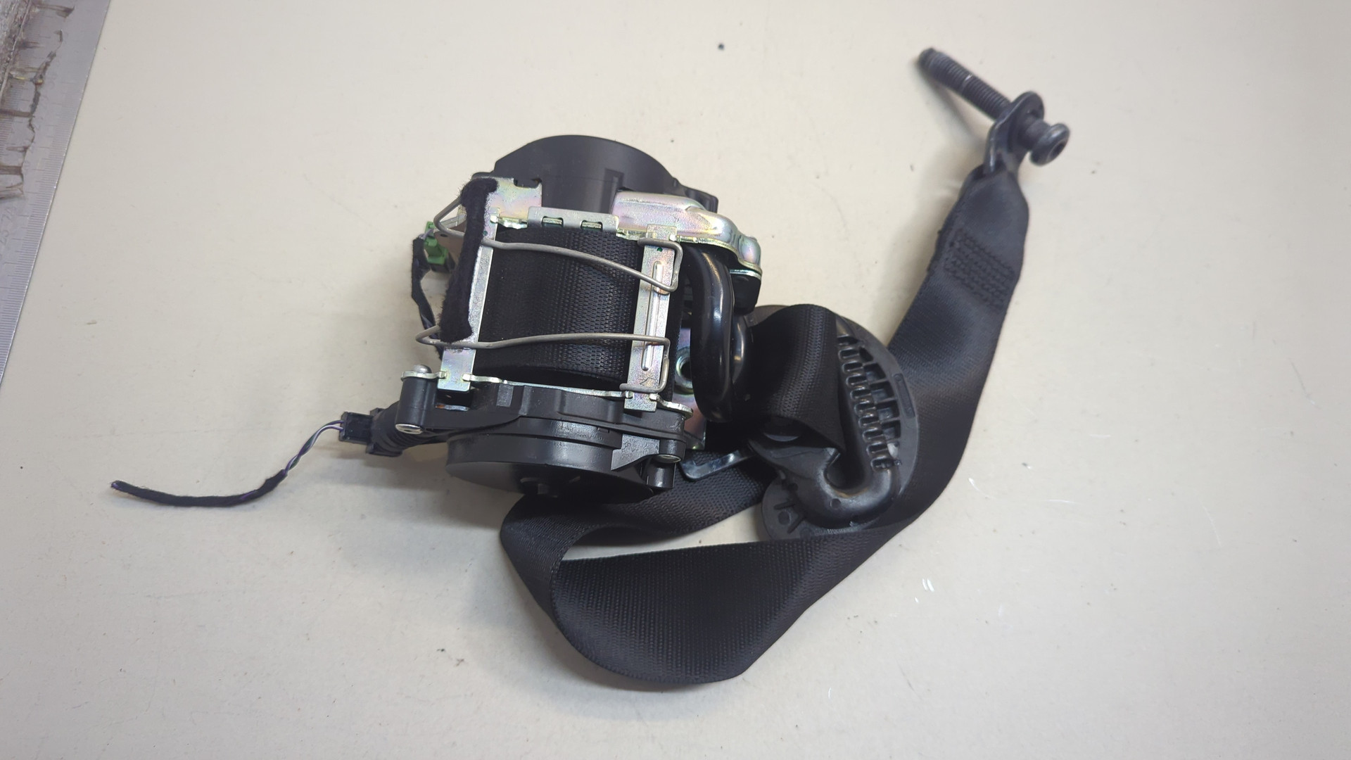 Ремень безопасности