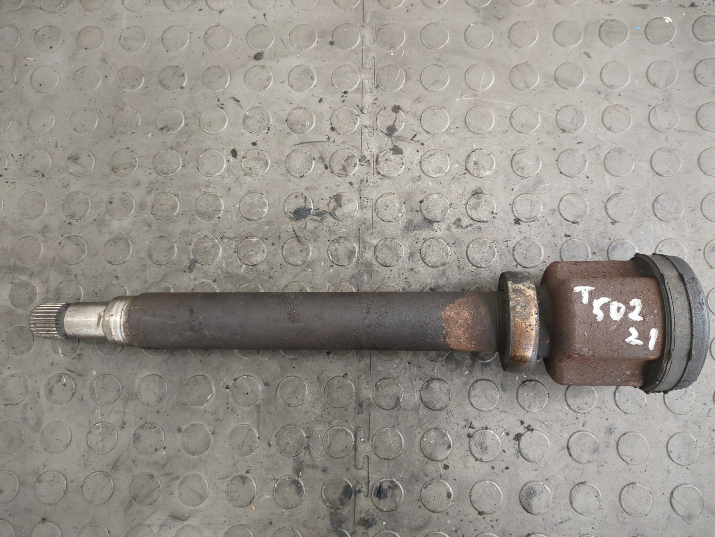 Полуось передняя правая