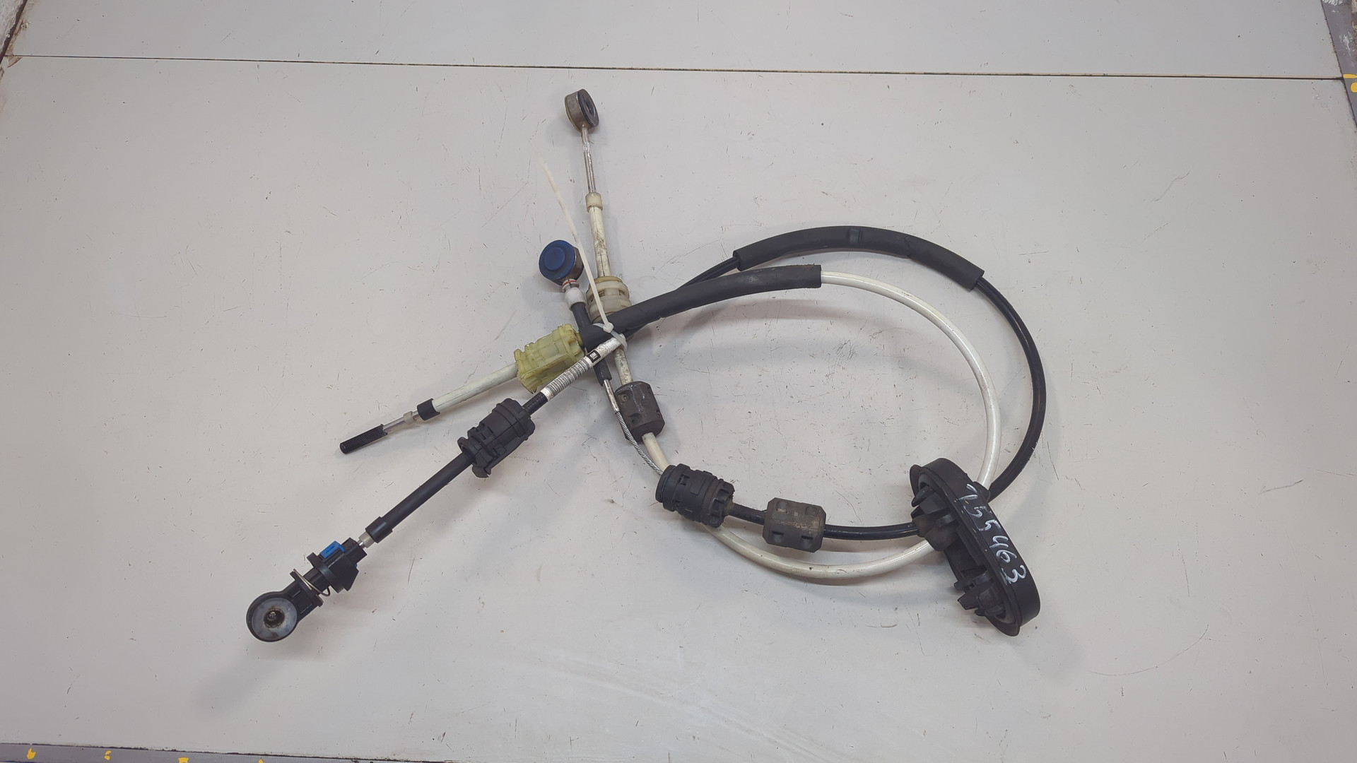 Трос КПП (выбора/переключения передач)