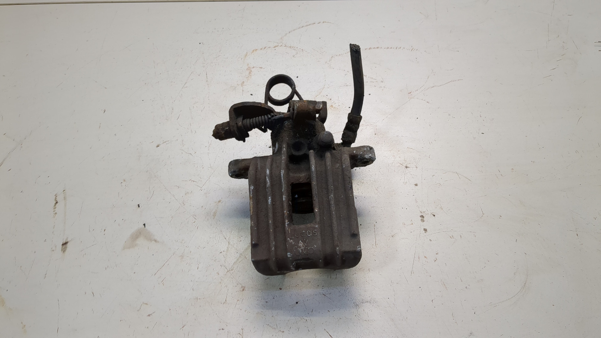 Суппорт задний правый