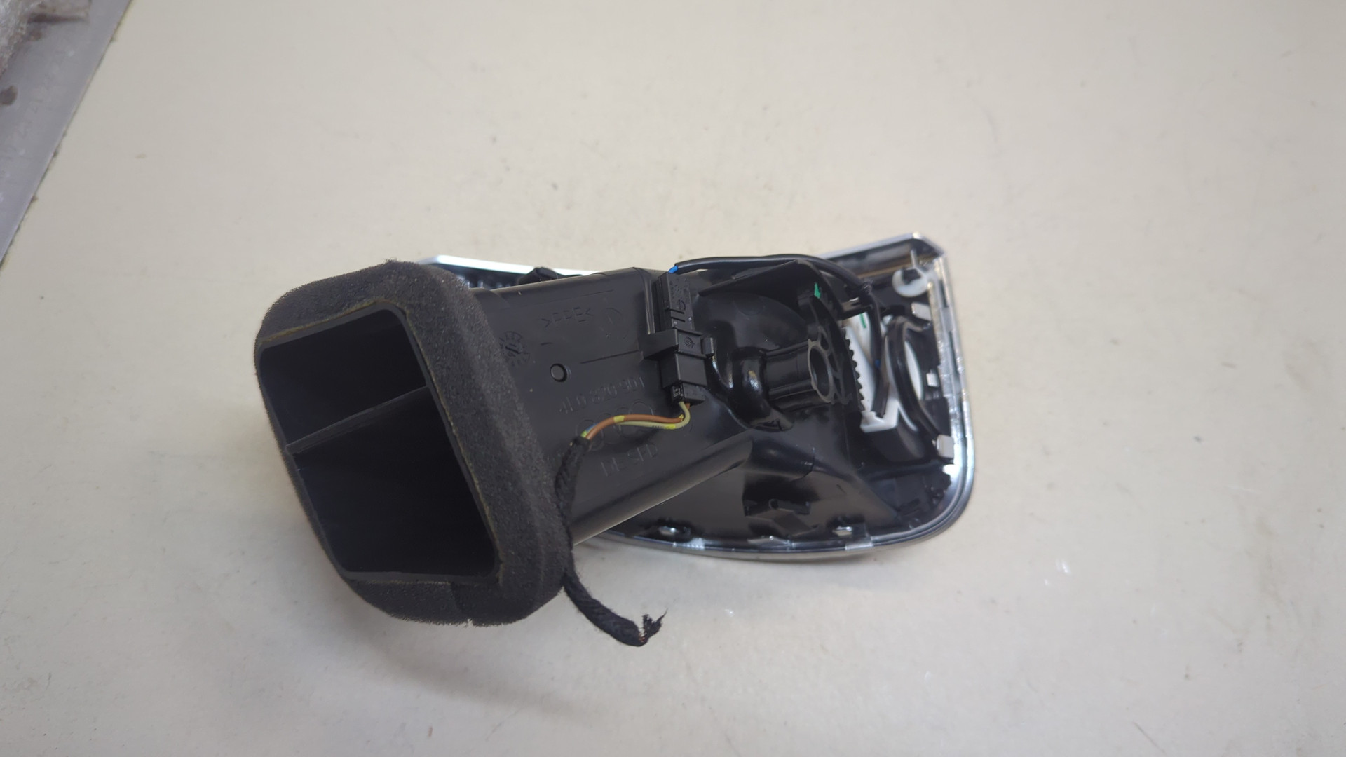 Дефлектор воздушный