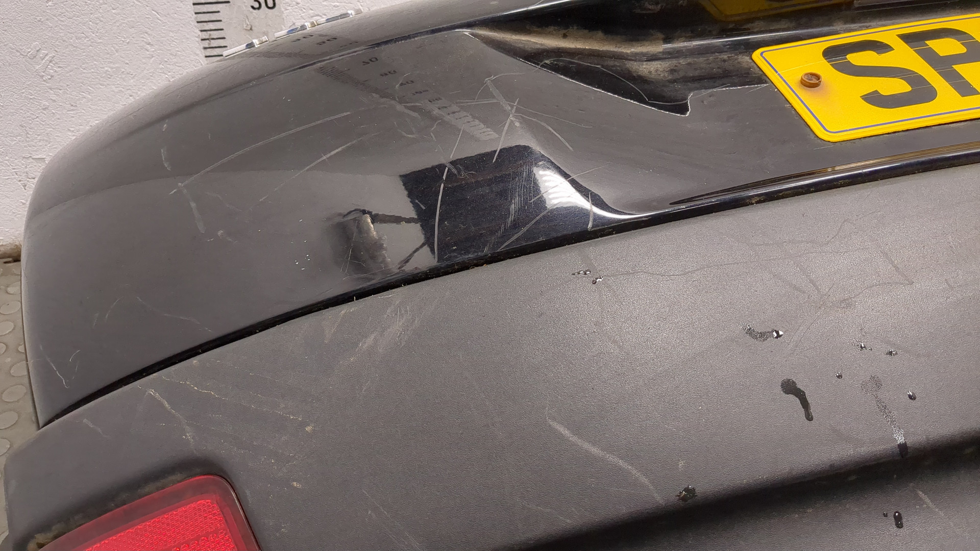 Бампер задний