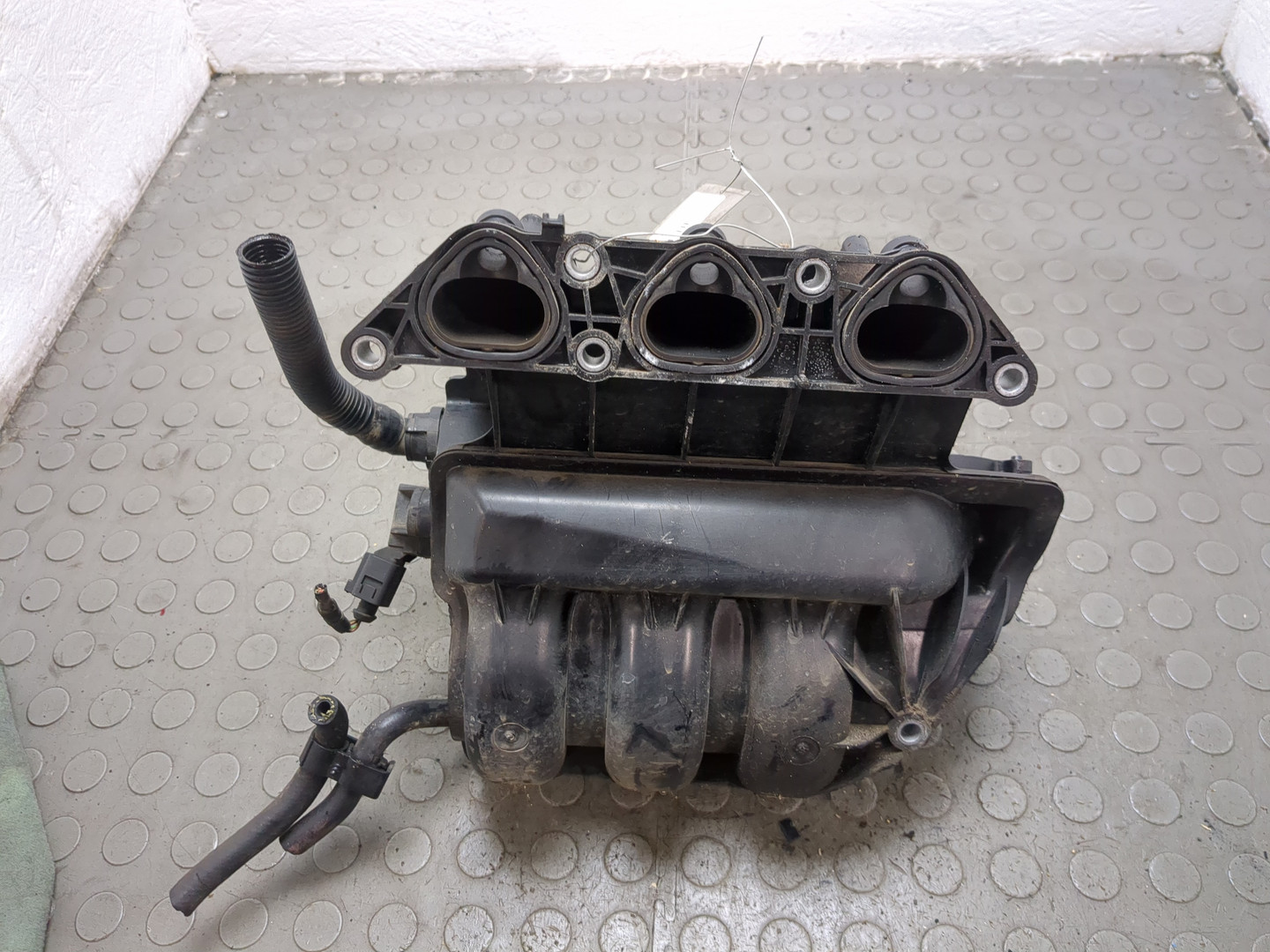 Коллектор впускной