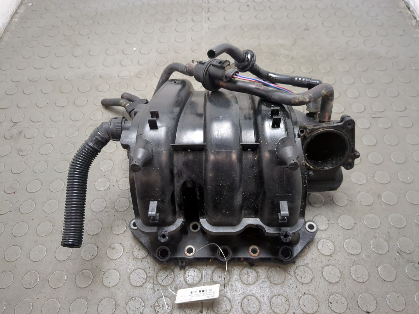 Коллектор впускной