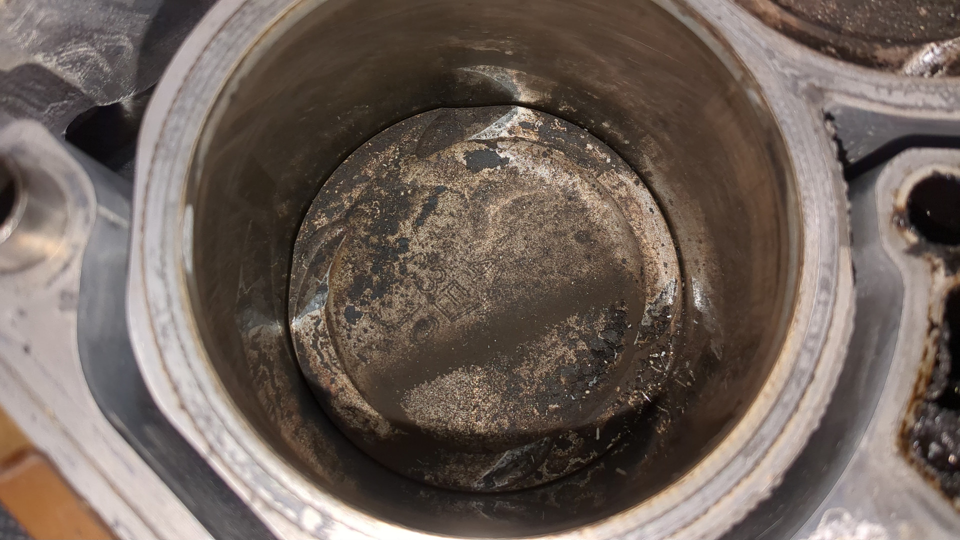 Блок двигателя