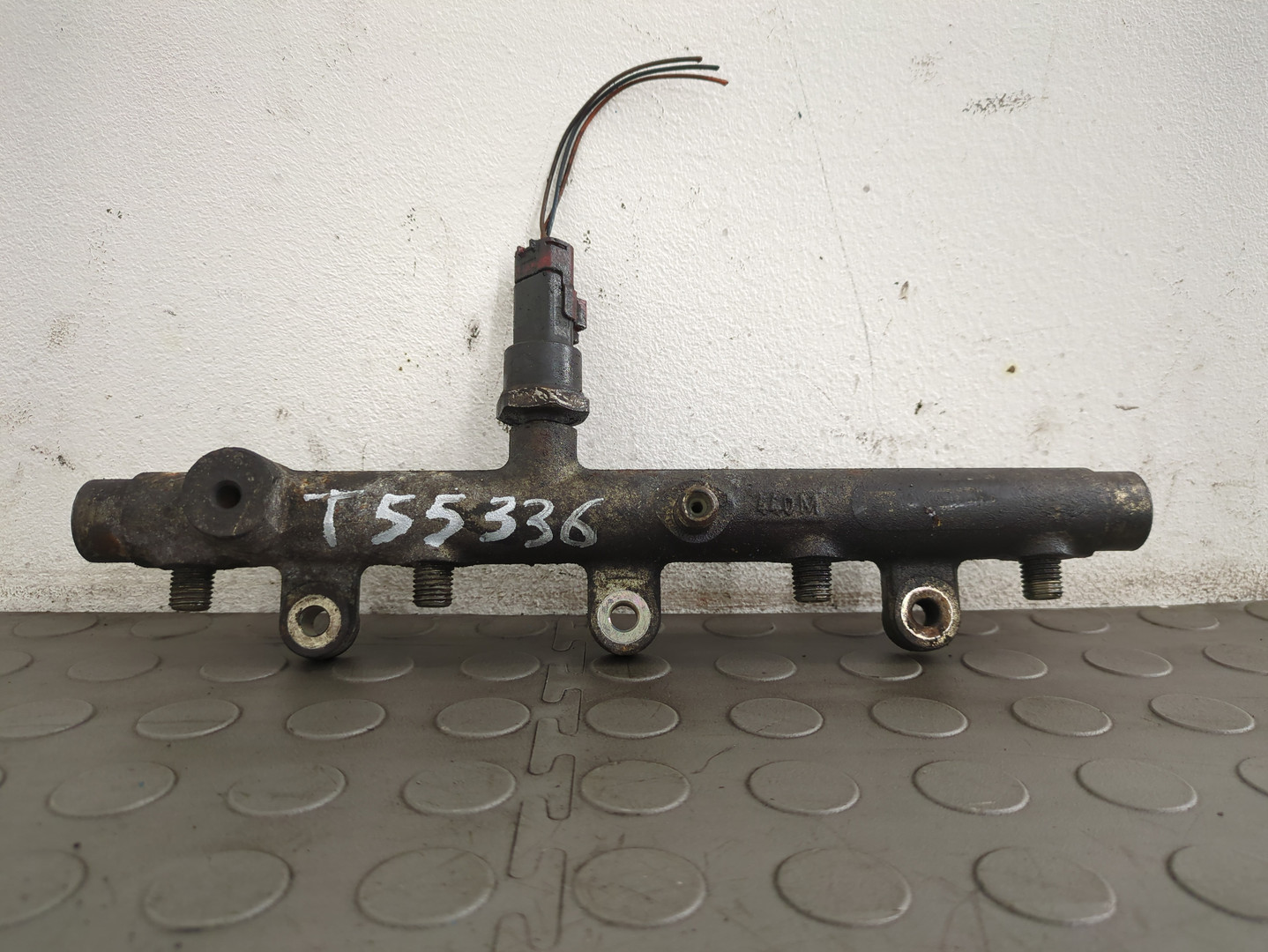 Рейка топливная (рампа)