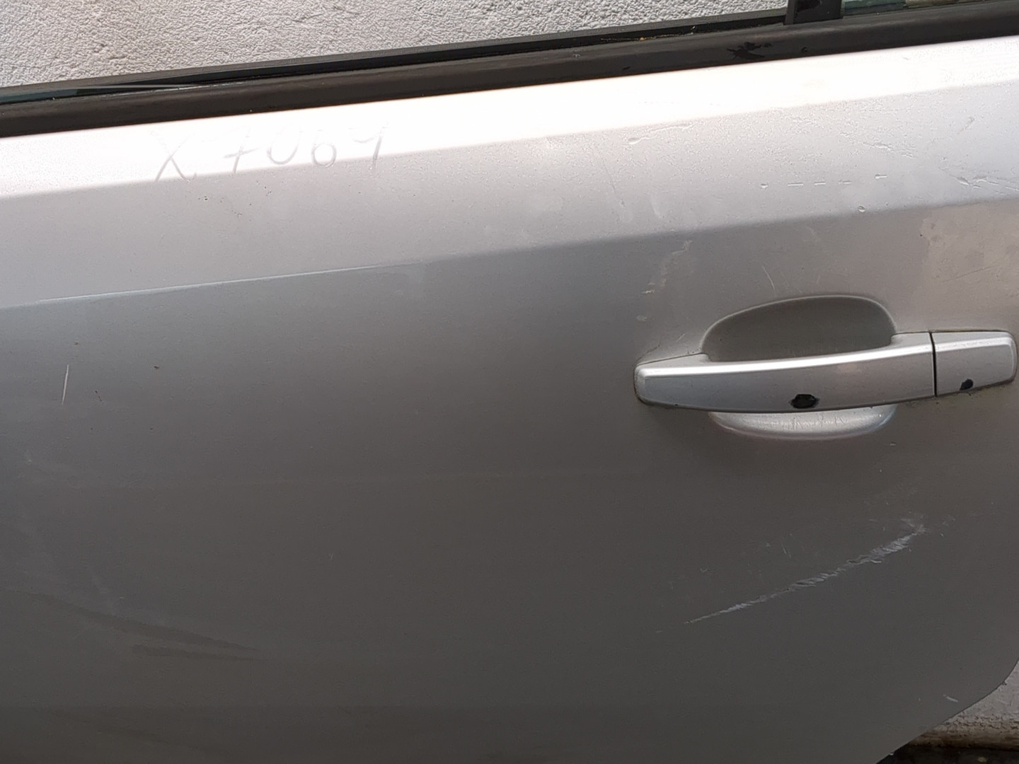 Дверь задняя левая