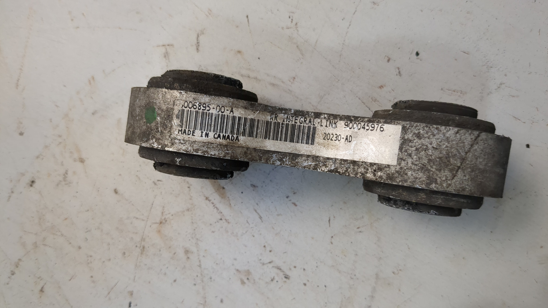 Рычаг задний