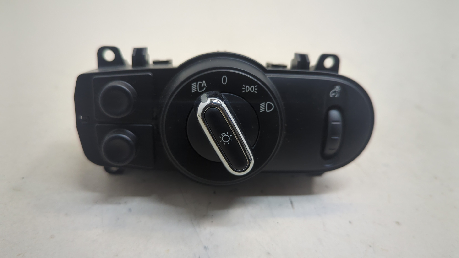 Переключатель света фар