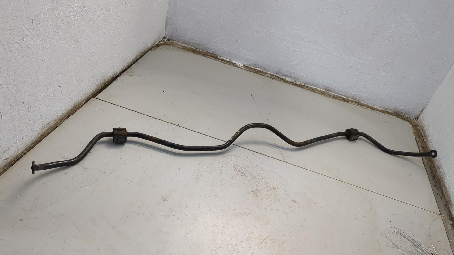 Стабилизатор задний