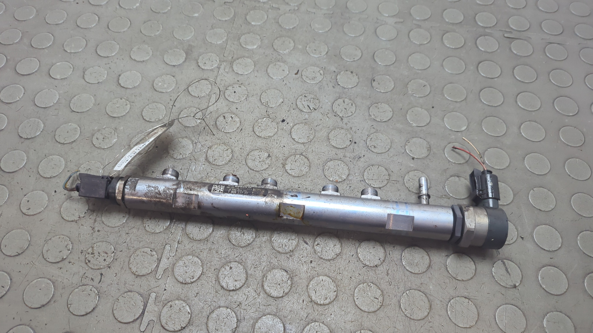 Рейка топливная (рампа)